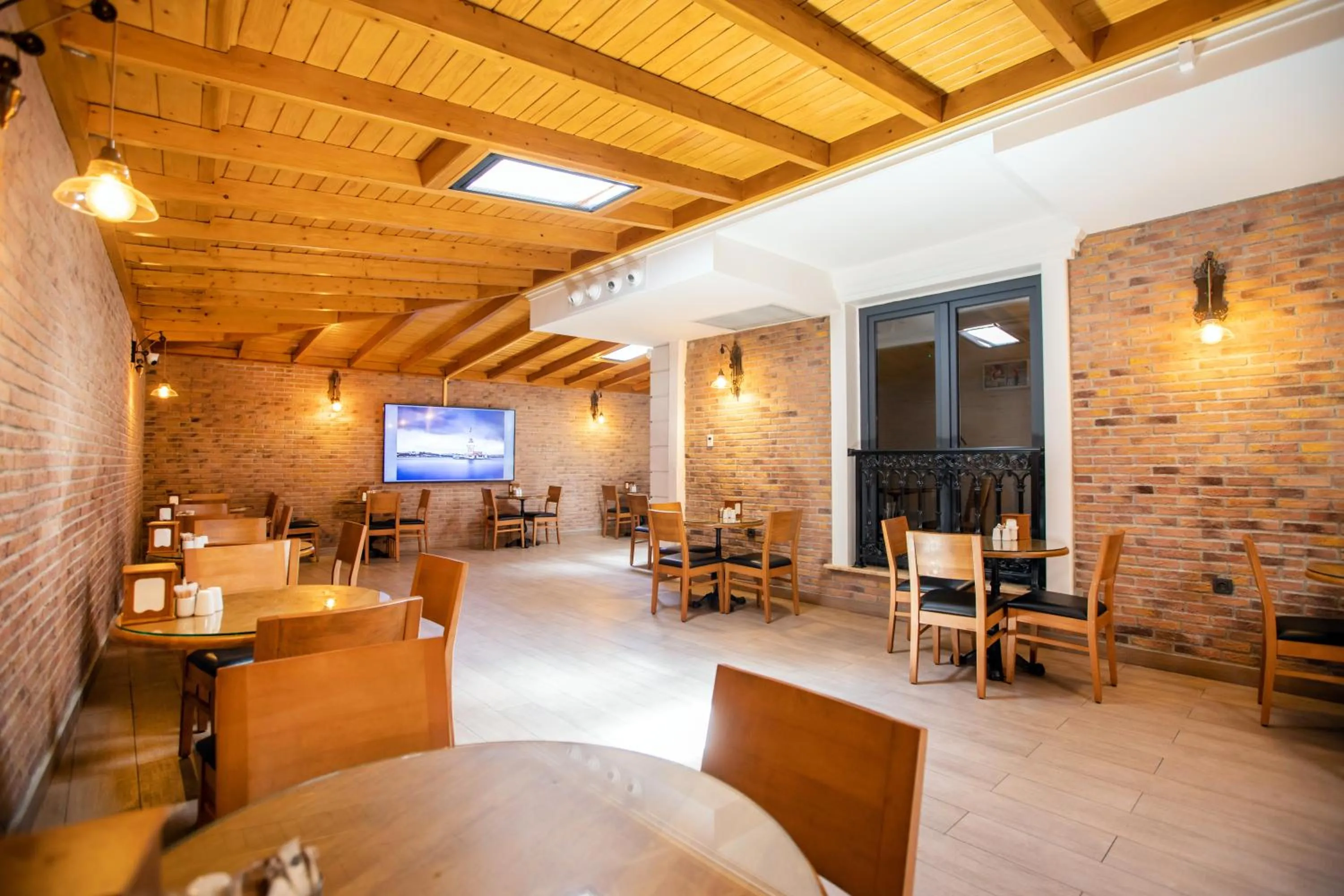 Restaurant/places to eat in Opatija Hotel