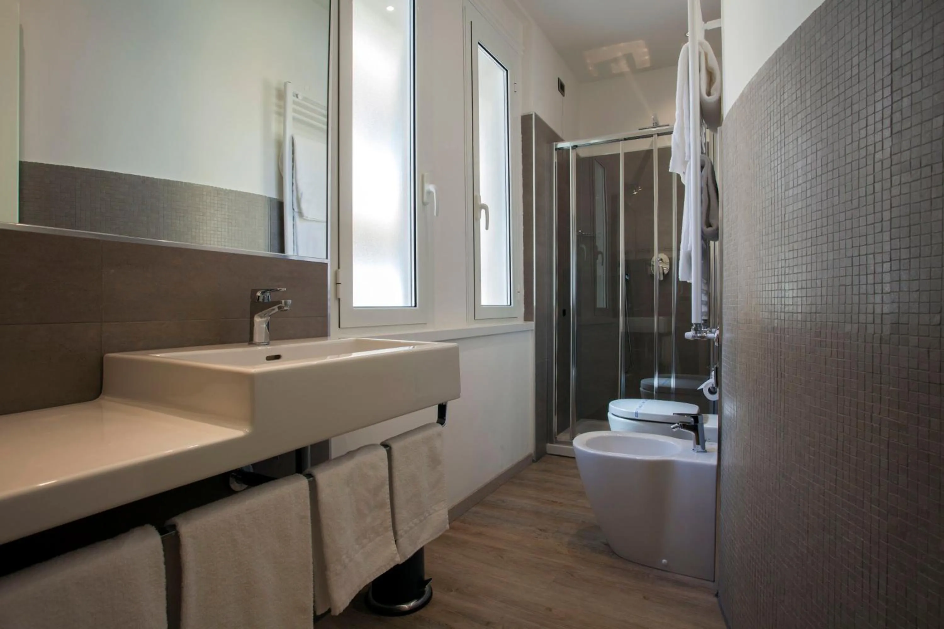 Bathroom in Hotel Astoria