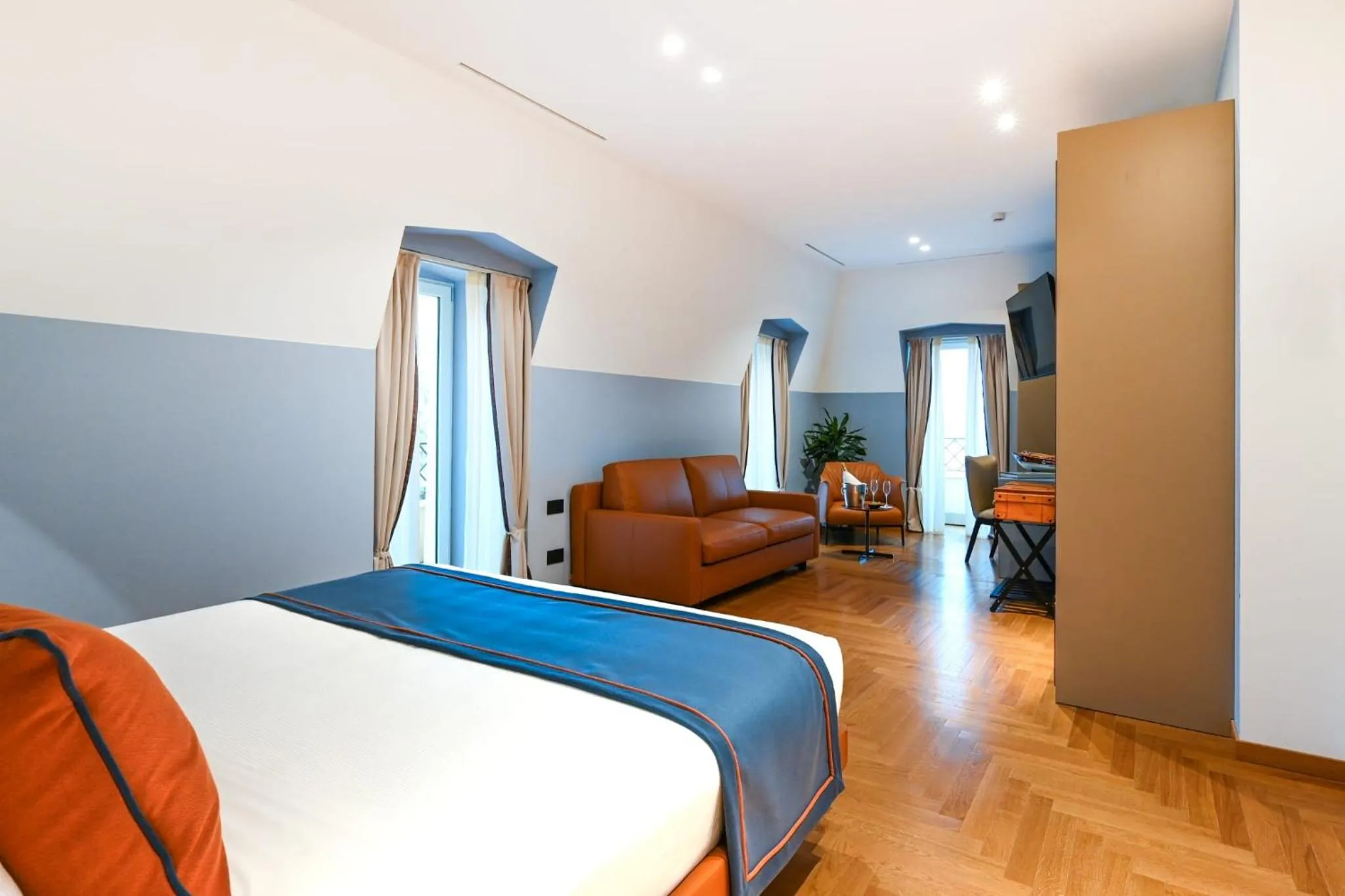 Bed in Hotel Astoria