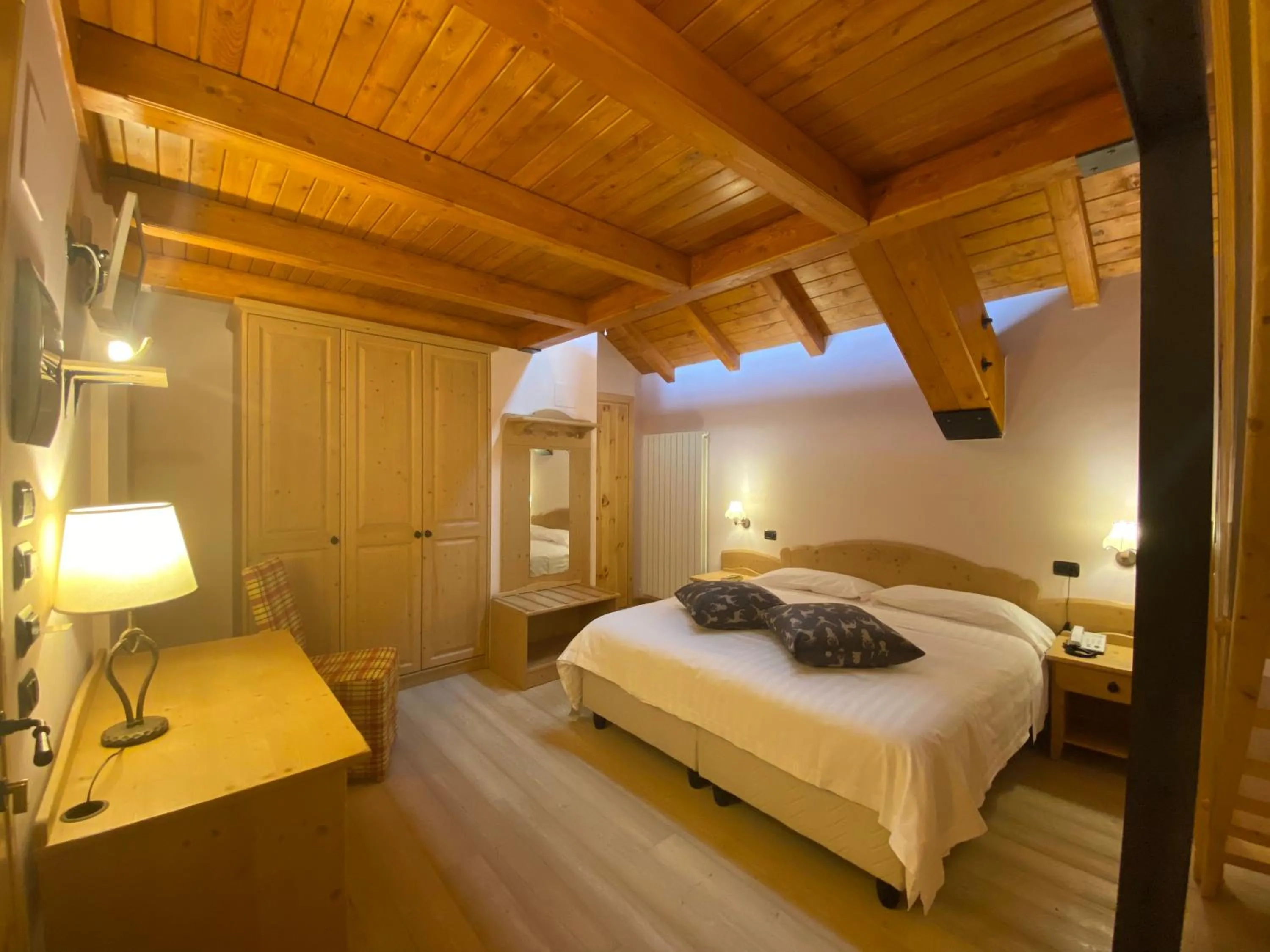 Bed in Principessa Giovanna Boutique Chalet