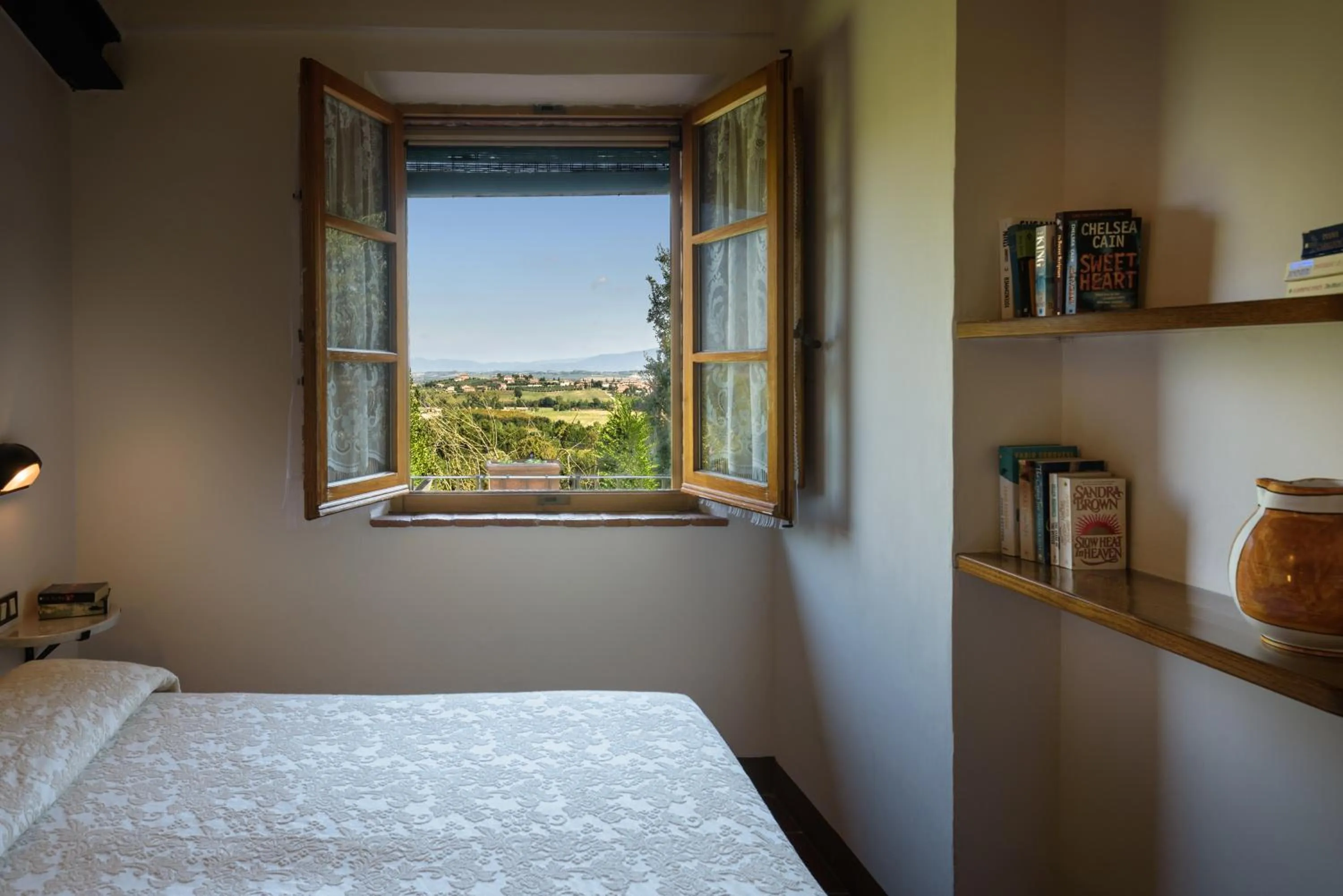 Bedroom, Bed in La Casa Delle Querce