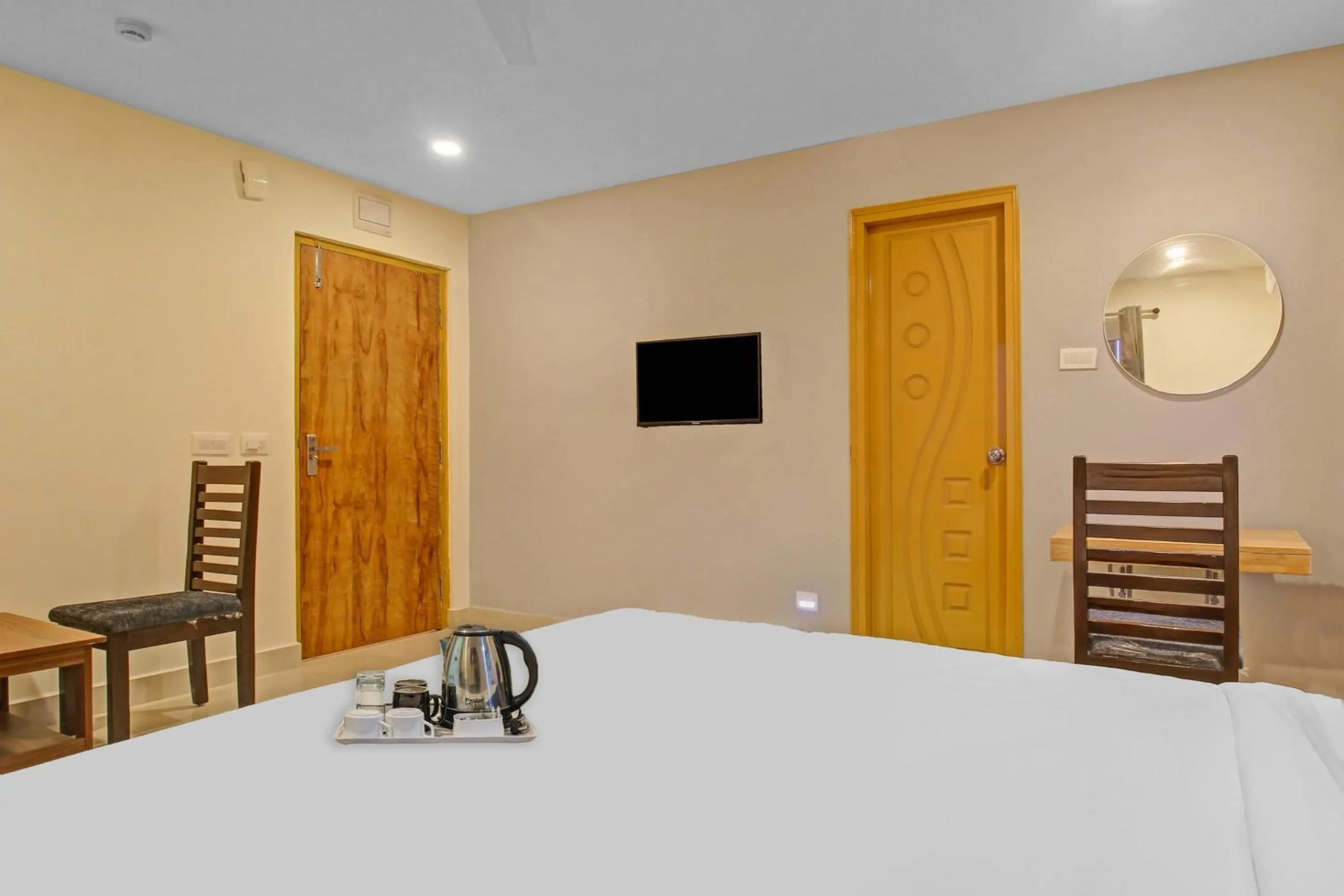 Bedroom in Super Townhouse Whiteridge Gachibowli Near AIG Hospital