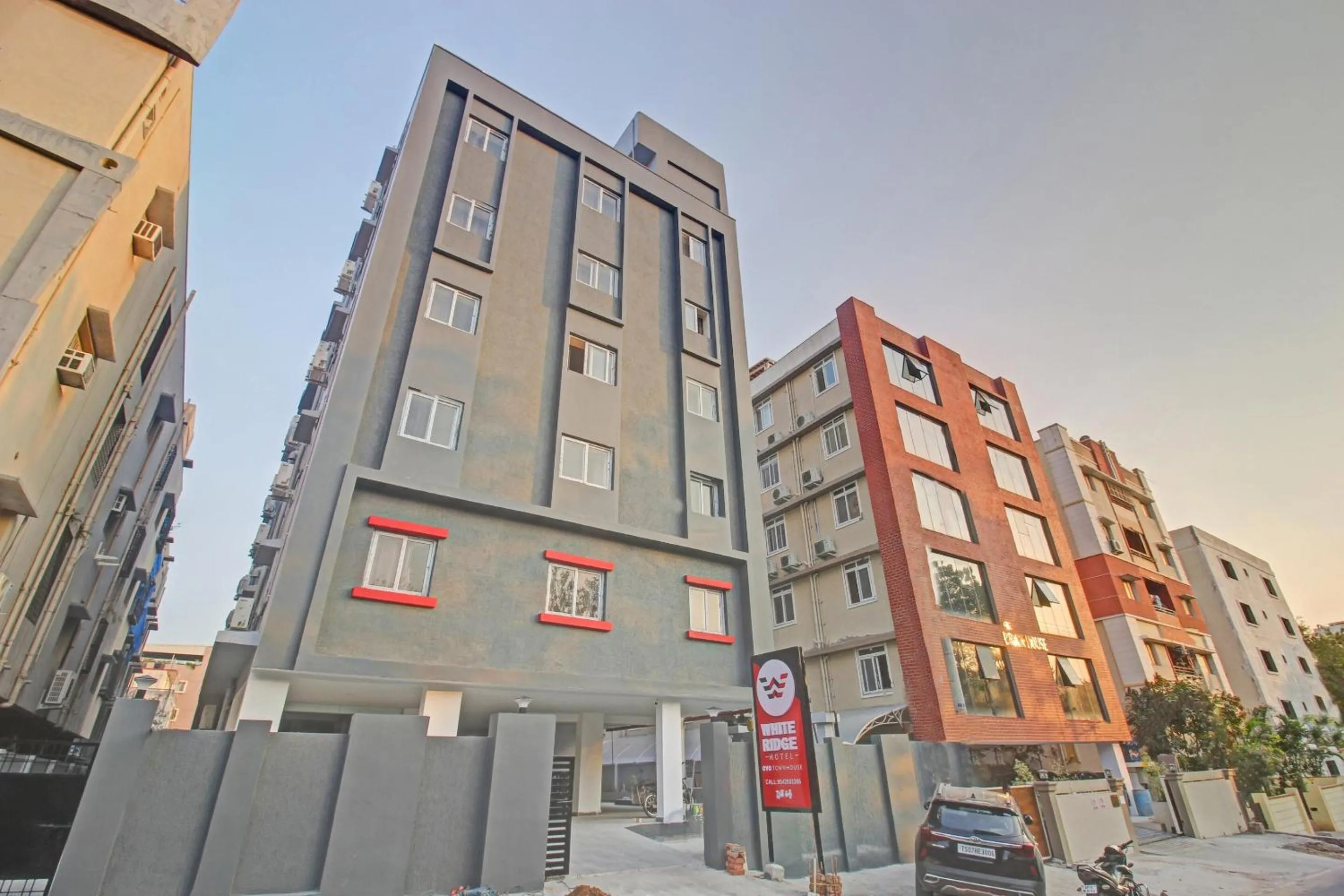 Facade/entrance in Super Townhouse Whiteridge Gachibowli Near AIG Hospital