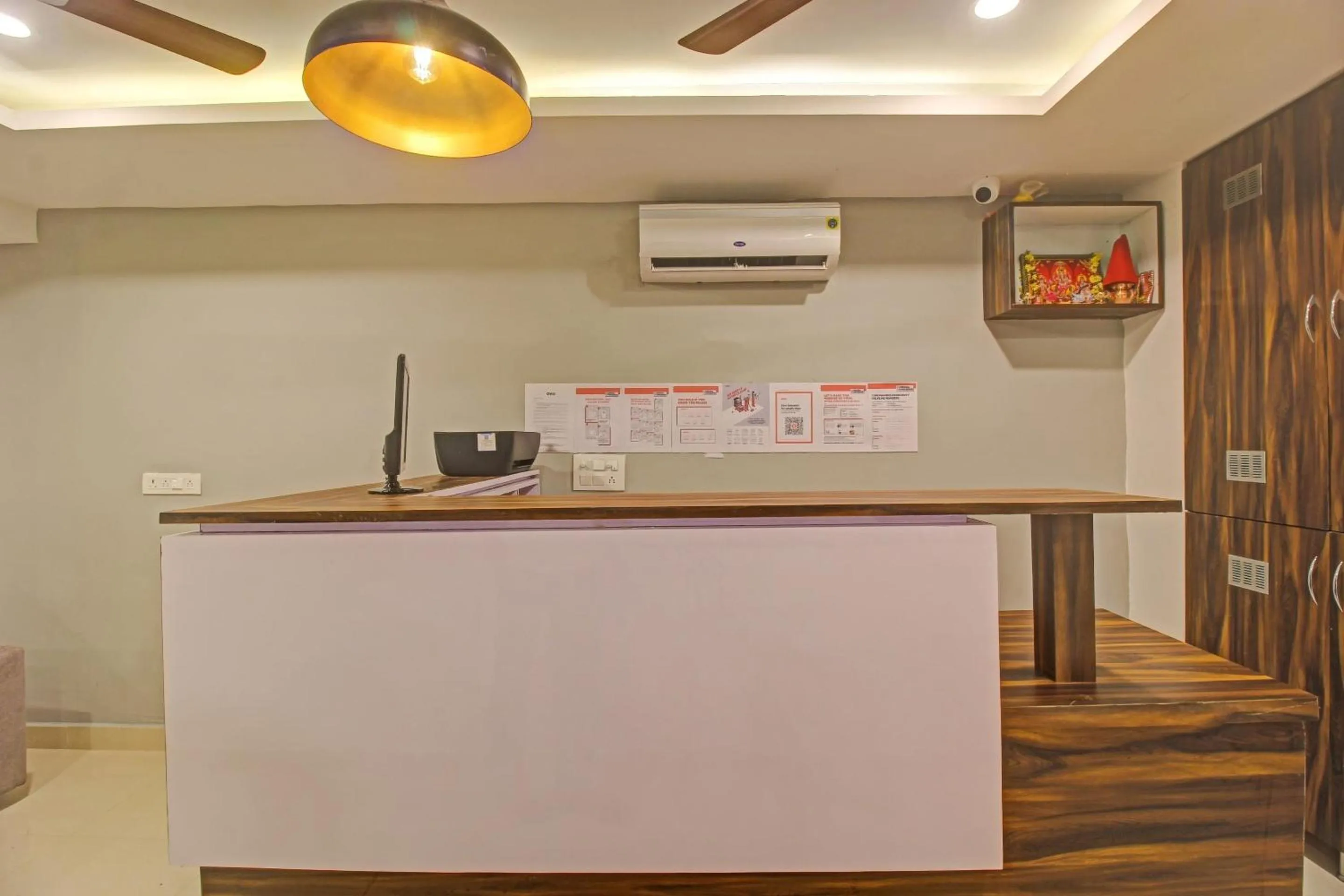 Lobby or reception in Townhouse Whiteridge Gachibowli Near AIG Hospital