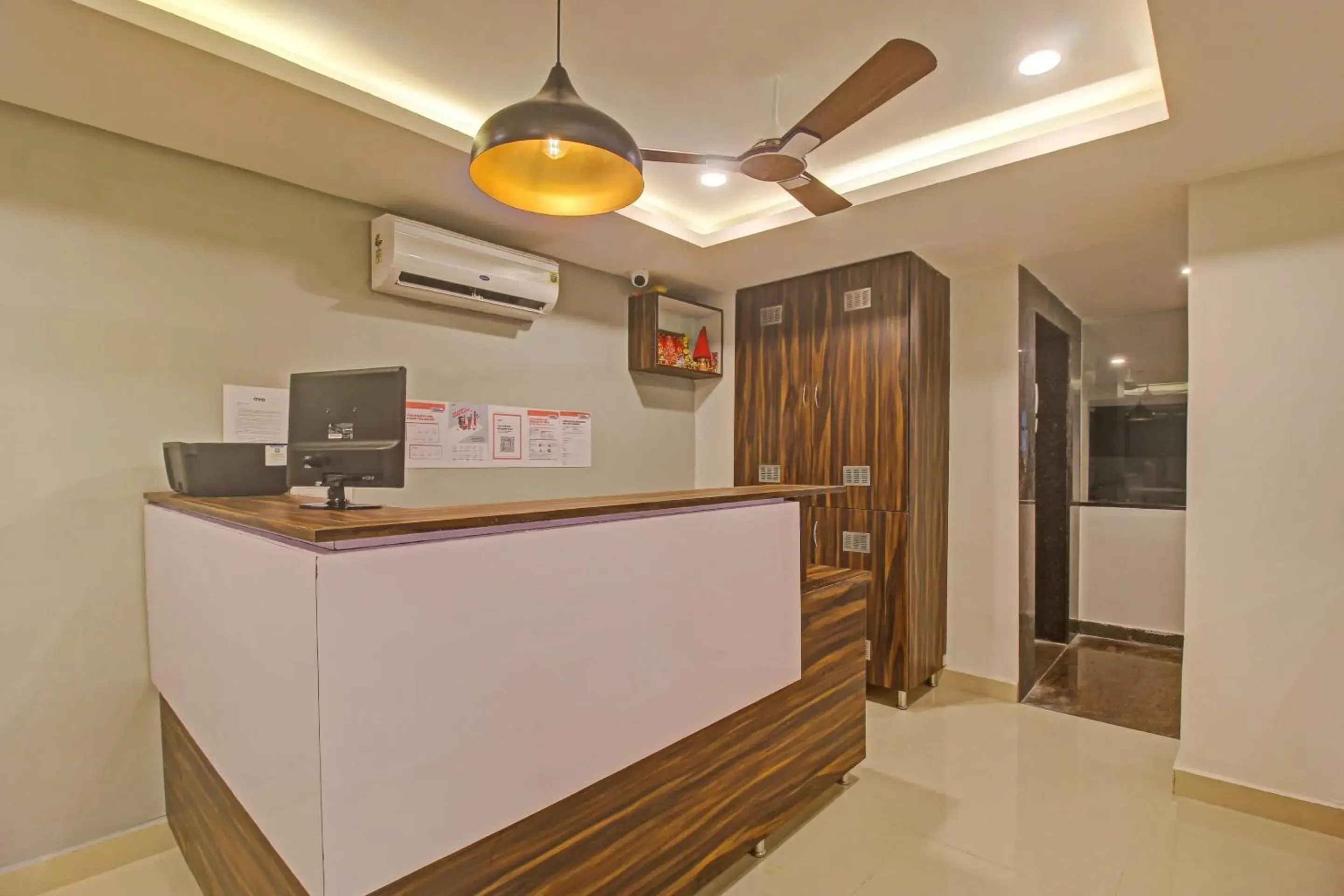 Lobby or reception in Townhouse Whiteridge Gachibowli Near AIG Hospital Lobby or reception in Townhouse Whiteridge Gachibowli Near AIG Hospital