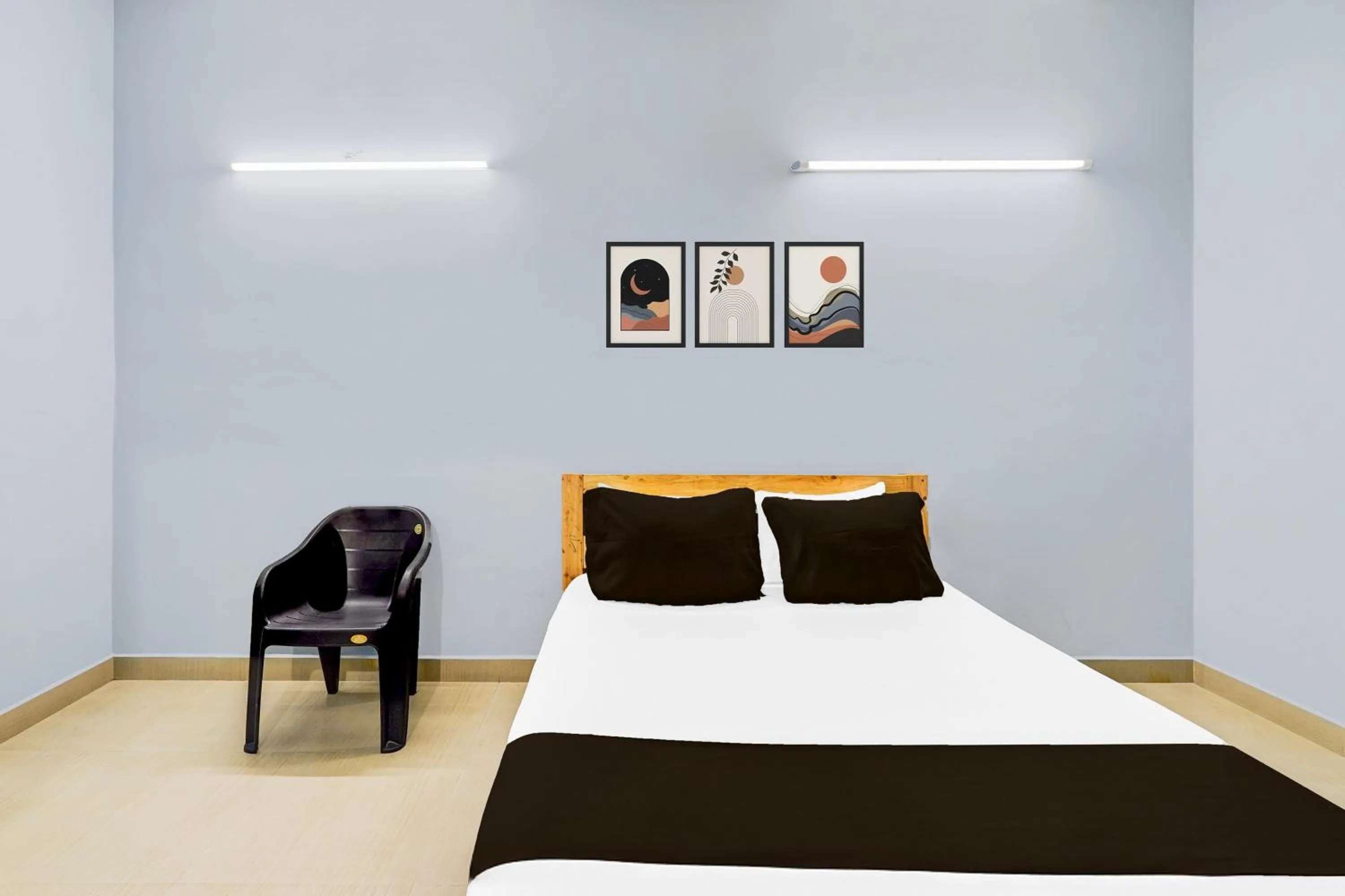 Bedroom, Bed in Super Hotel O Kanathur ECR