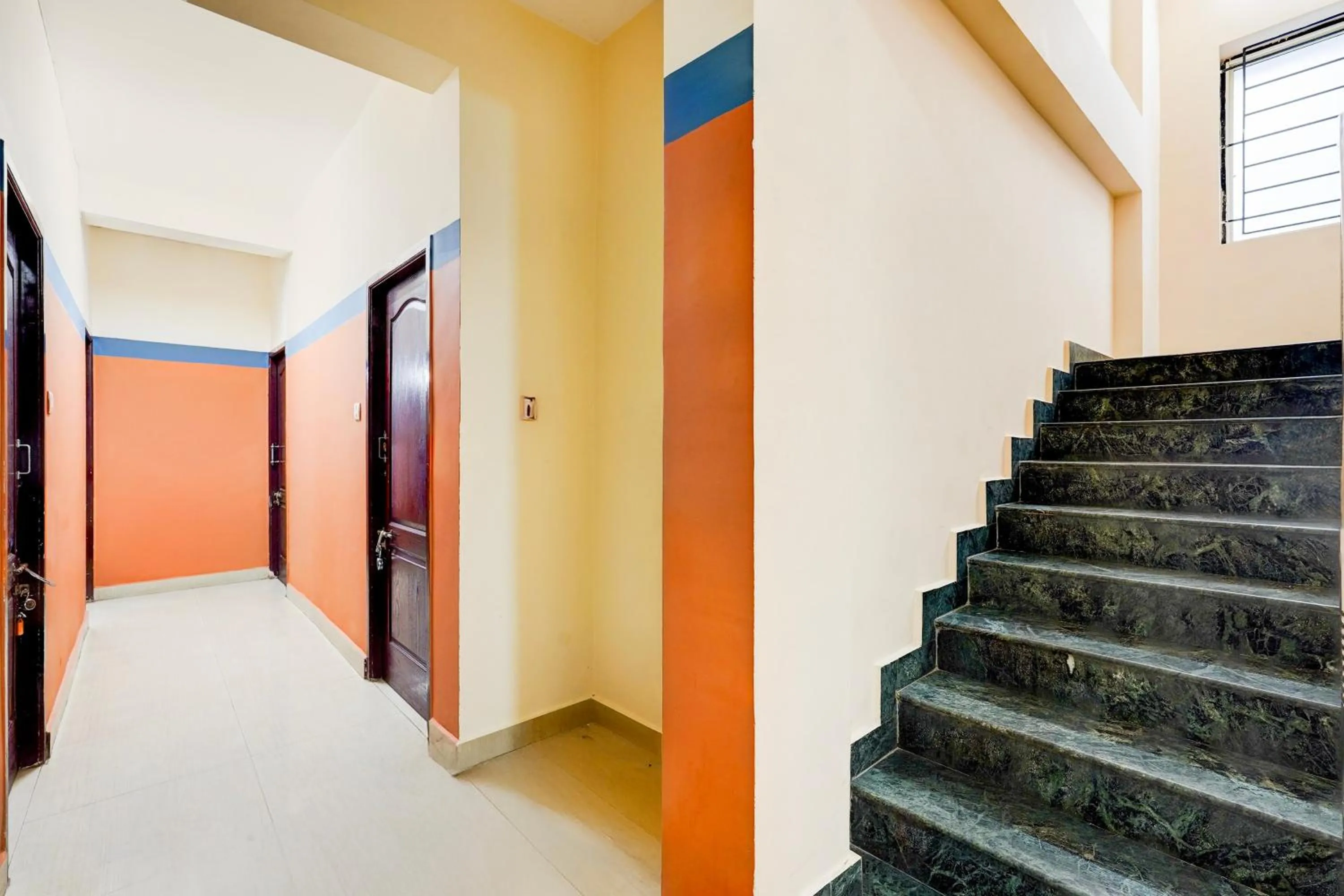 Lobby or reception in Super Hotel O Kanathur ECR