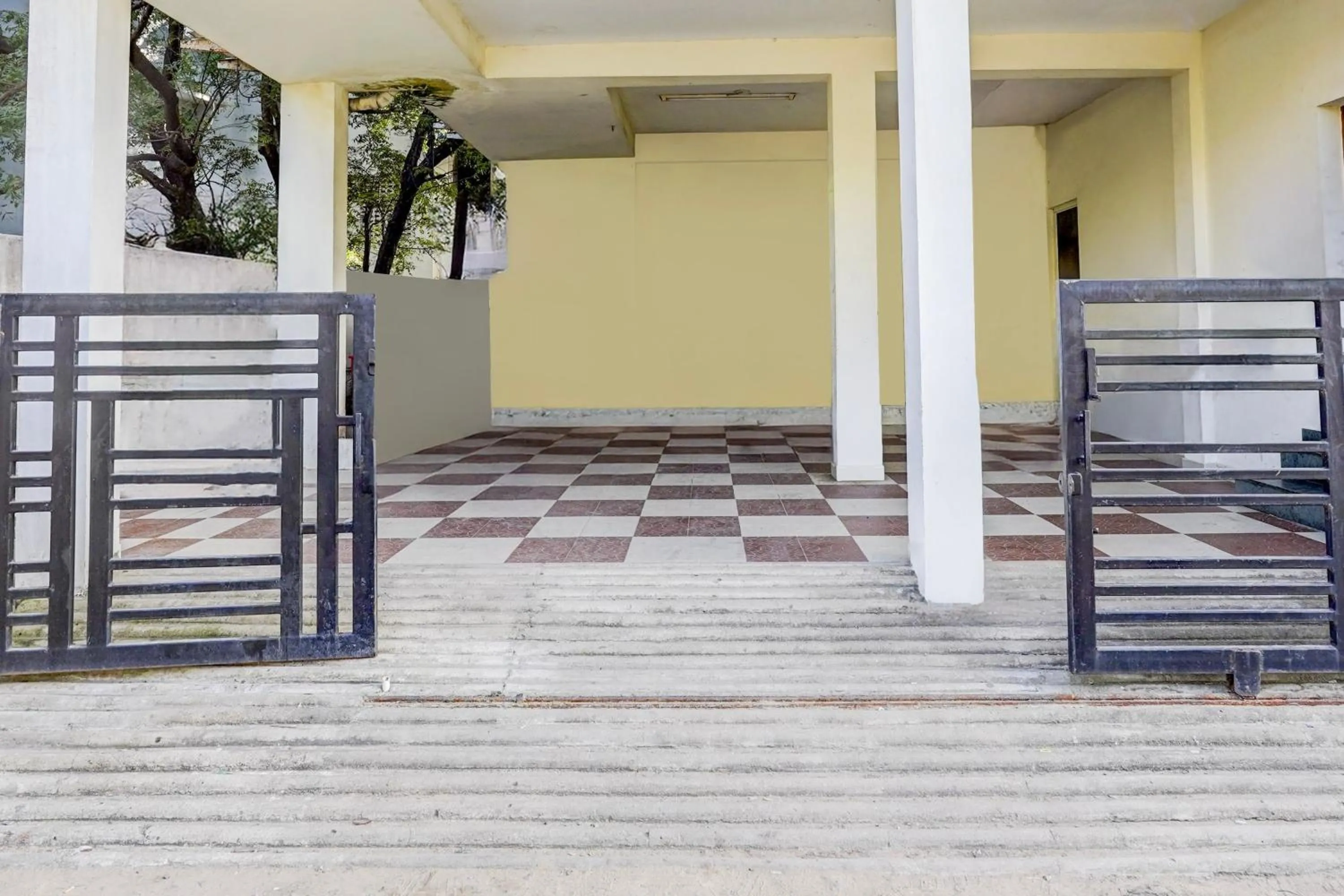 Facade/entrance in Super Hotel O Kanathur ECR