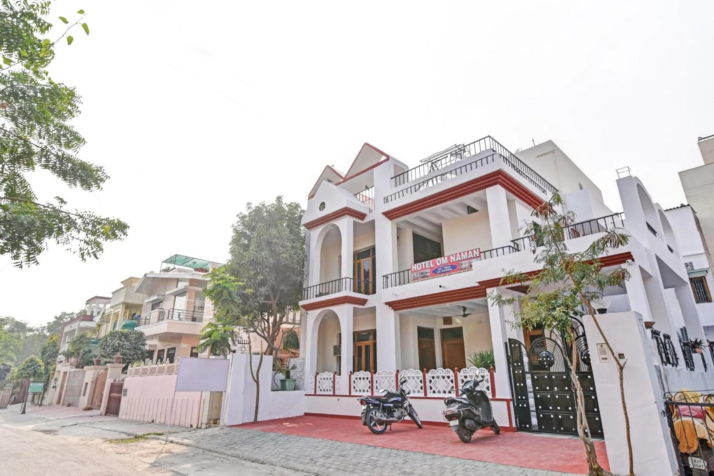 Facade/entrance in Hotel O Om Naman