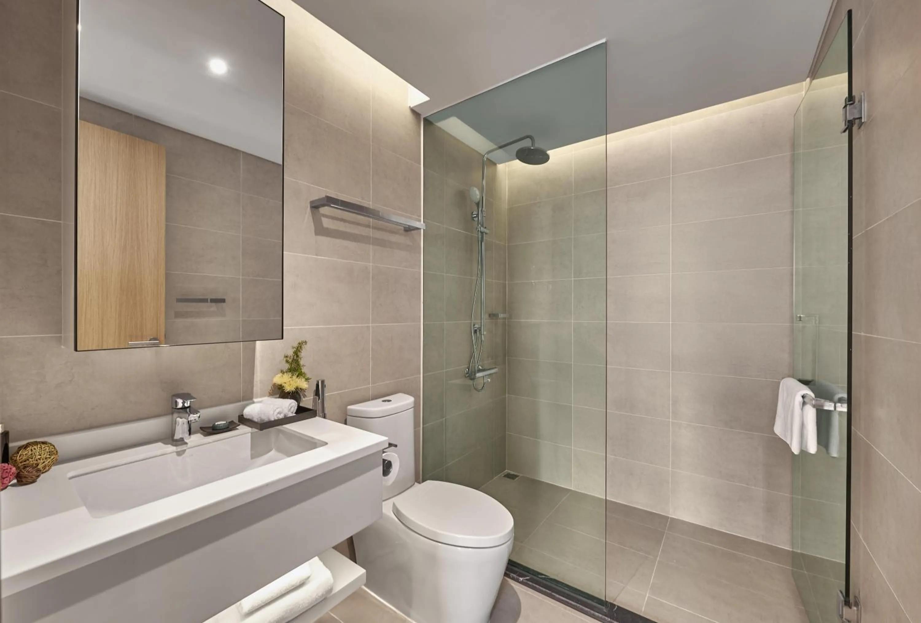 Shower in PARKROYAL Serviced Suites Hanoi