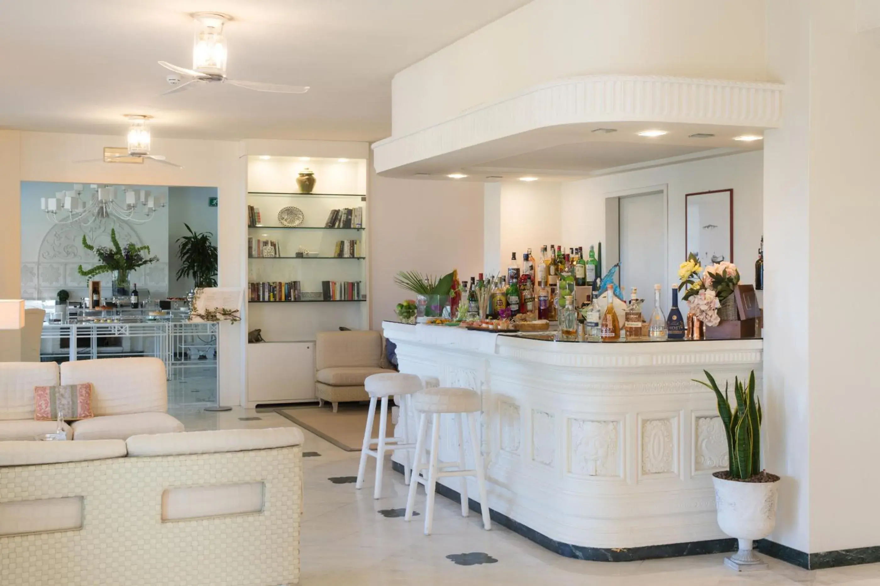 Restaurant/places to eat in Hotel Il Negresco Restaurant/places to eat in Hotel Il Negresco