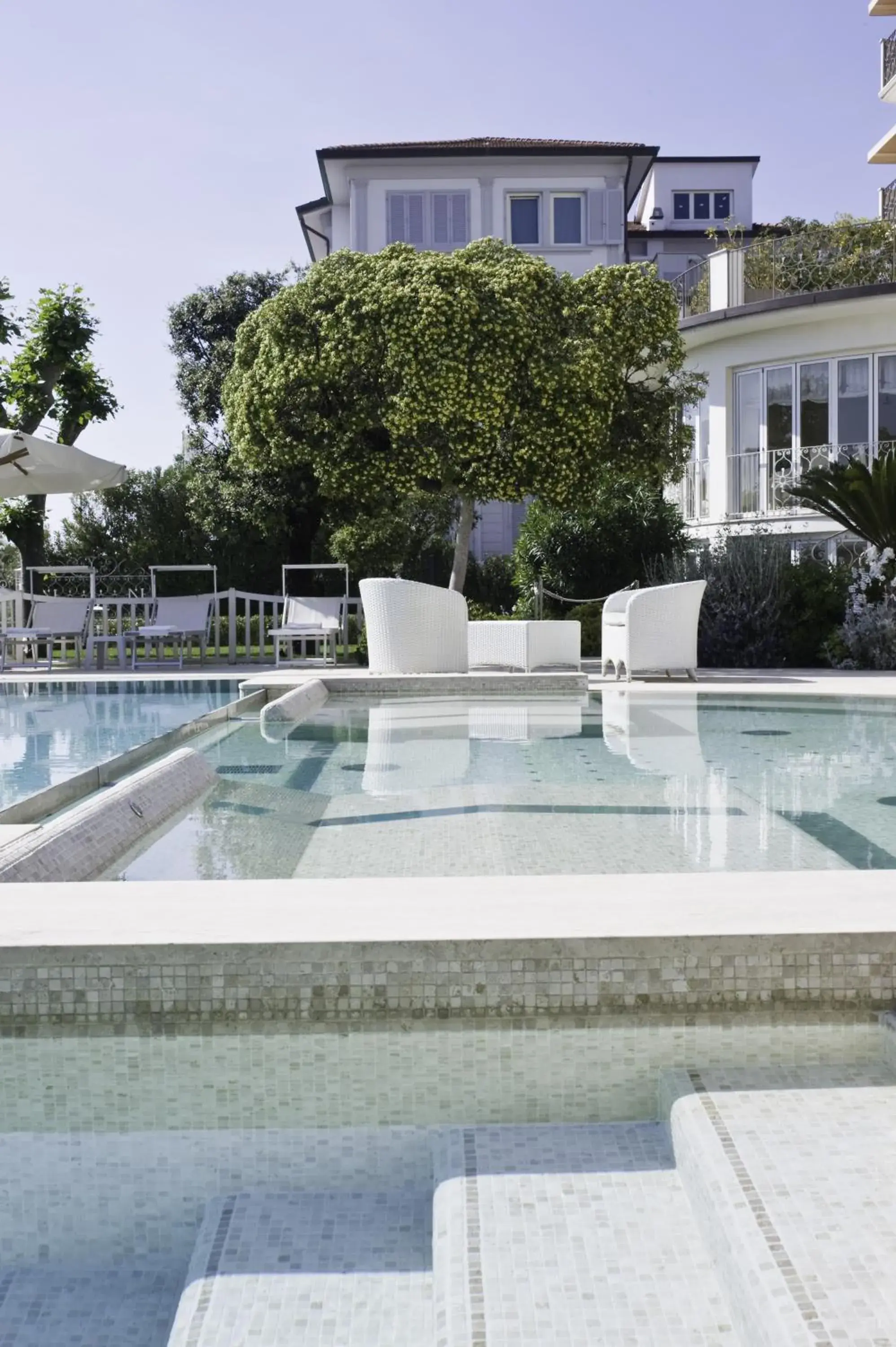 Swimming pool in Hotel Il Negresco Swimming pool in Hotel Il Negresco