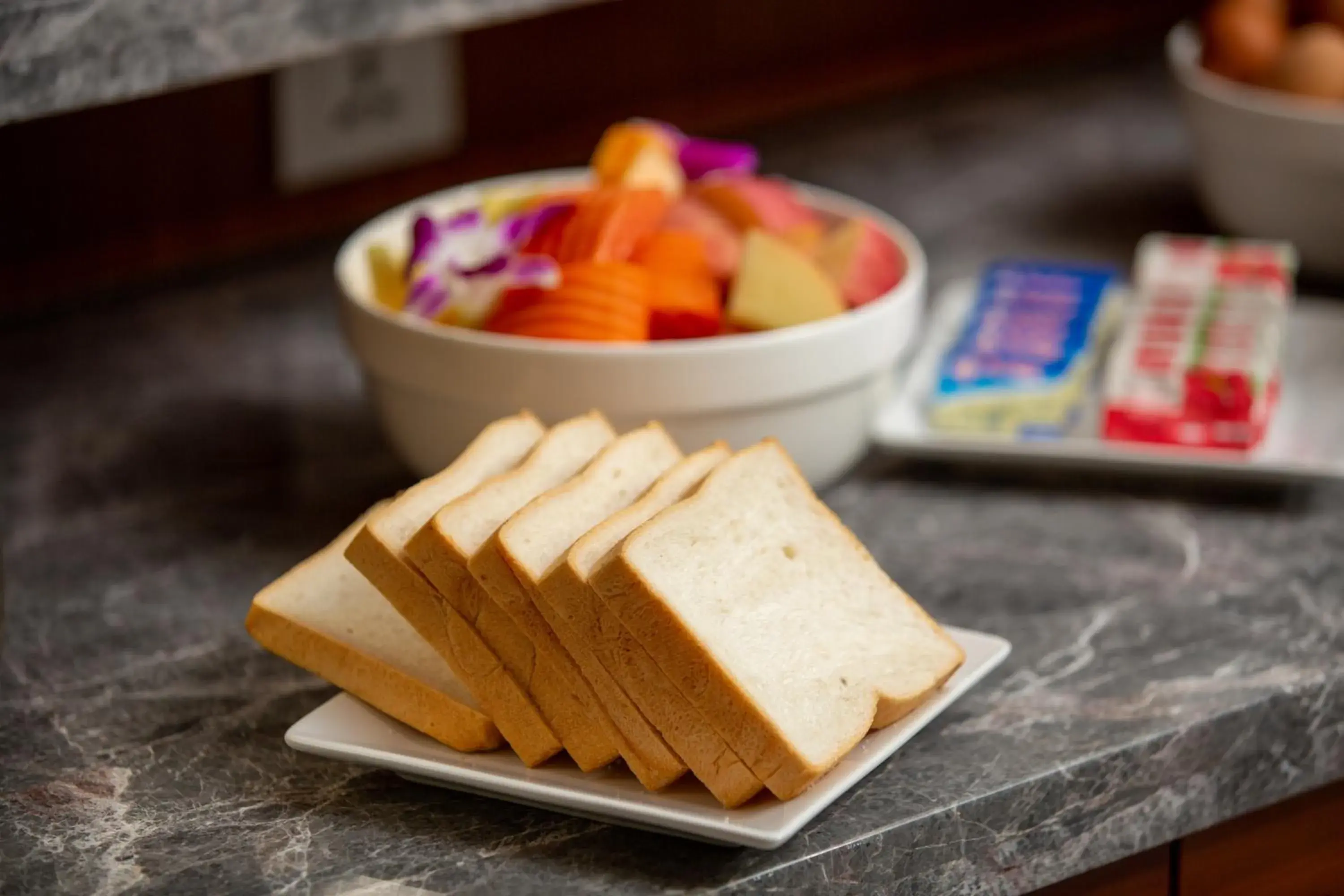 Breakfast in Thapae Twins Hotel Breakfast in Thapae Twins Hotel