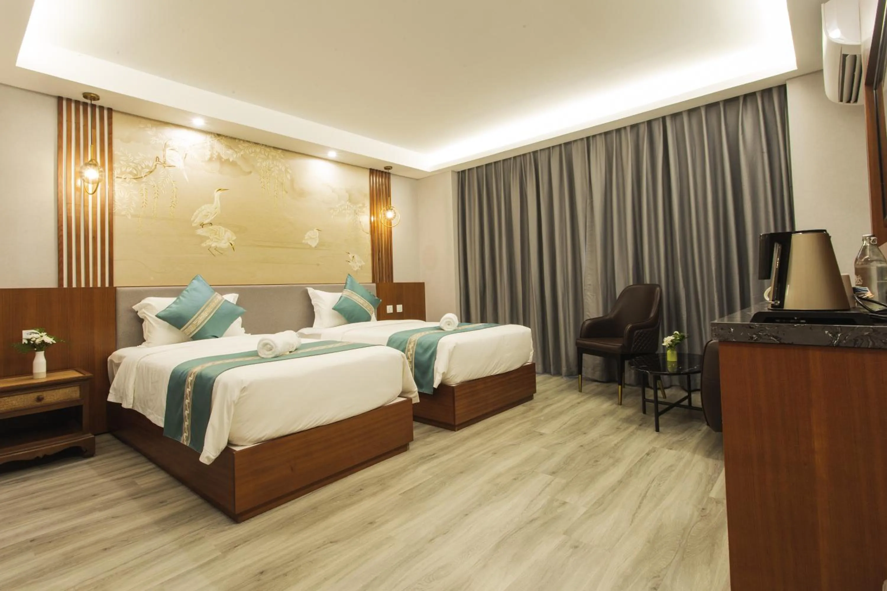 Photo of the whole room, Bed in Thapae Twins Hotel