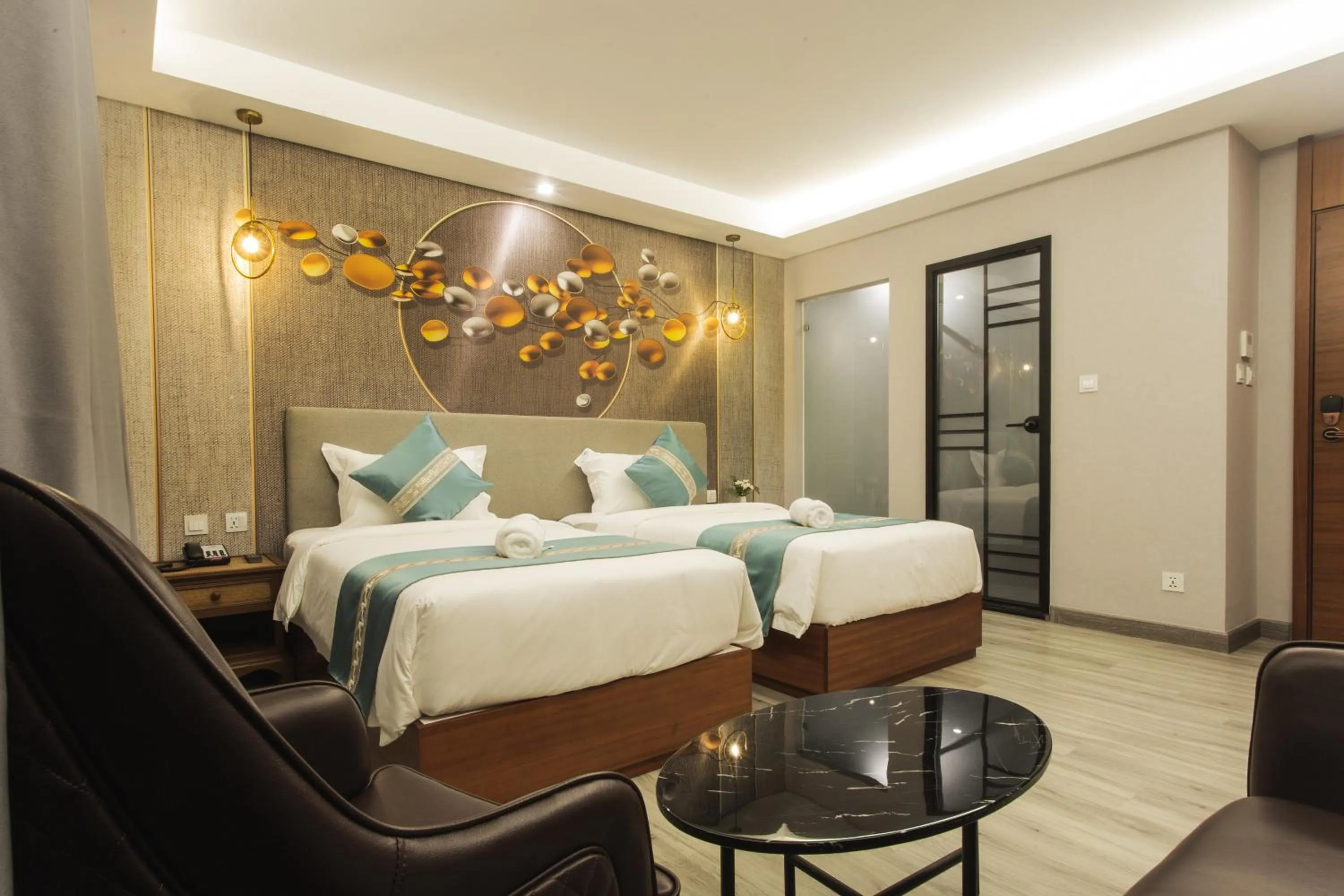 Photo of the whole room, Bed in Thapae Twins Hotel