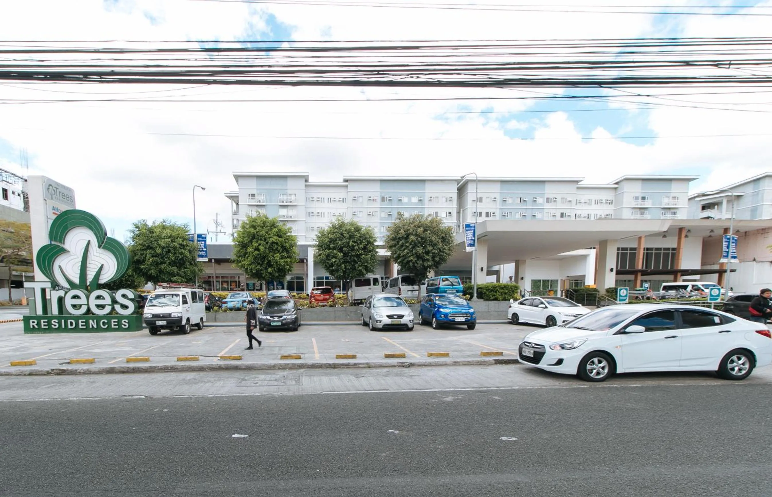 Street view in Jamah's Staycation at SMDC Trees Residences by RedDoorz