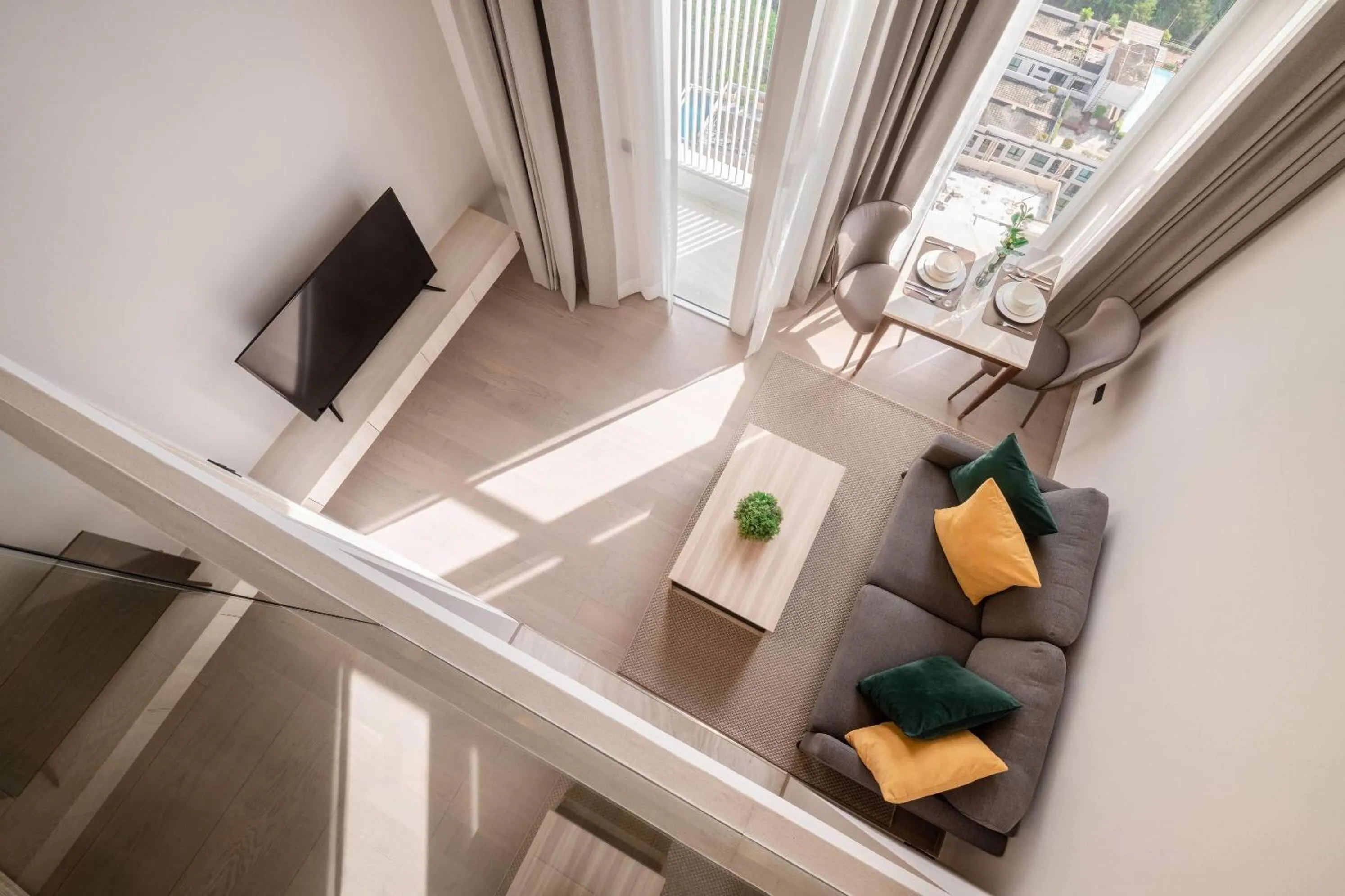 Photo of the whole room in Wyndham Garden Bangkok Sukhumvit 42