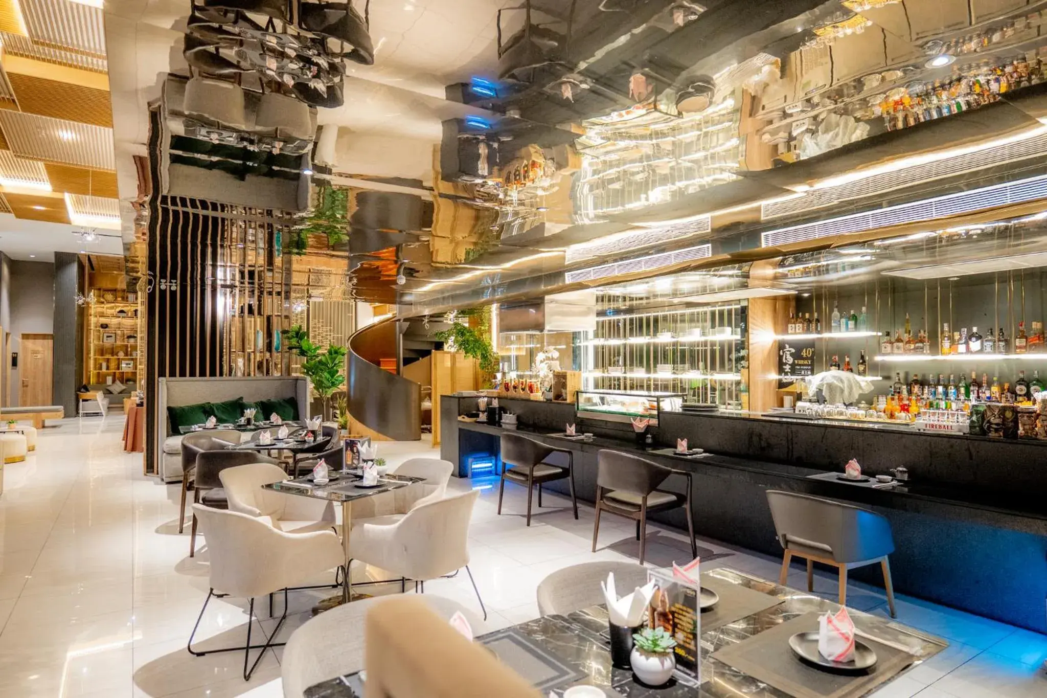 Restaurant/places to eat in Wyndham Garden Bangkok Sukhumvit 42 Restaurant/places to eat in Wyndham Garden Bangkok Sukhumvit 42