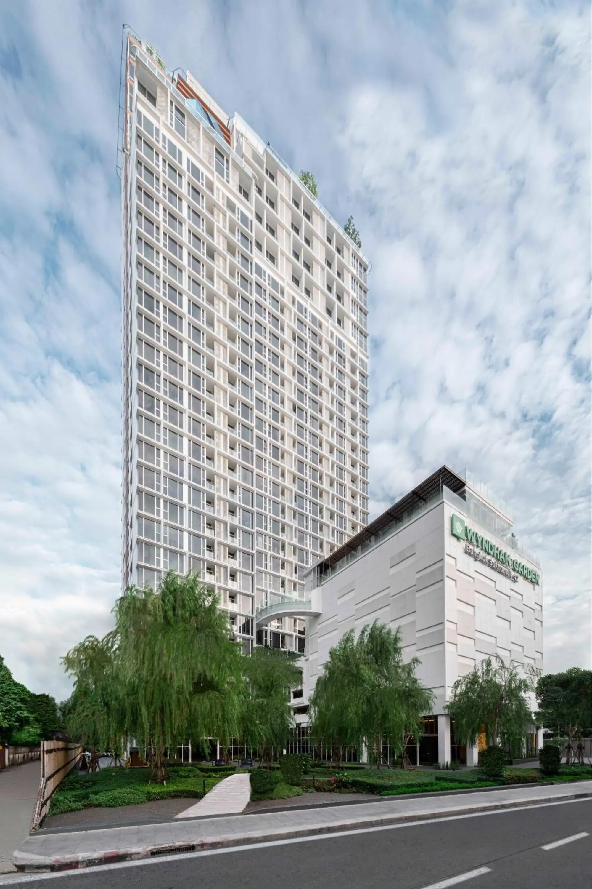 Property building in Wyndham Garden Bangkok Sukhumvit 42 Property building in Wyndham Garden Bangkok Sukhumvit 42