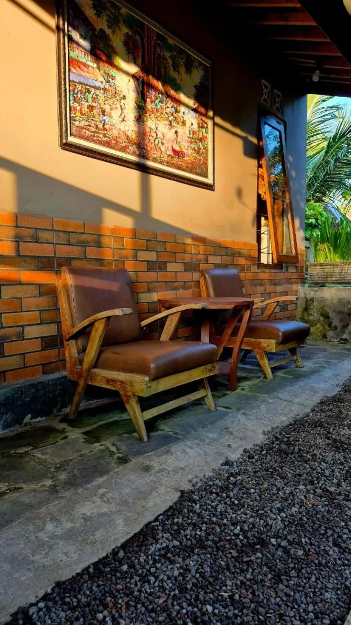 Angler Homestay & Joglo