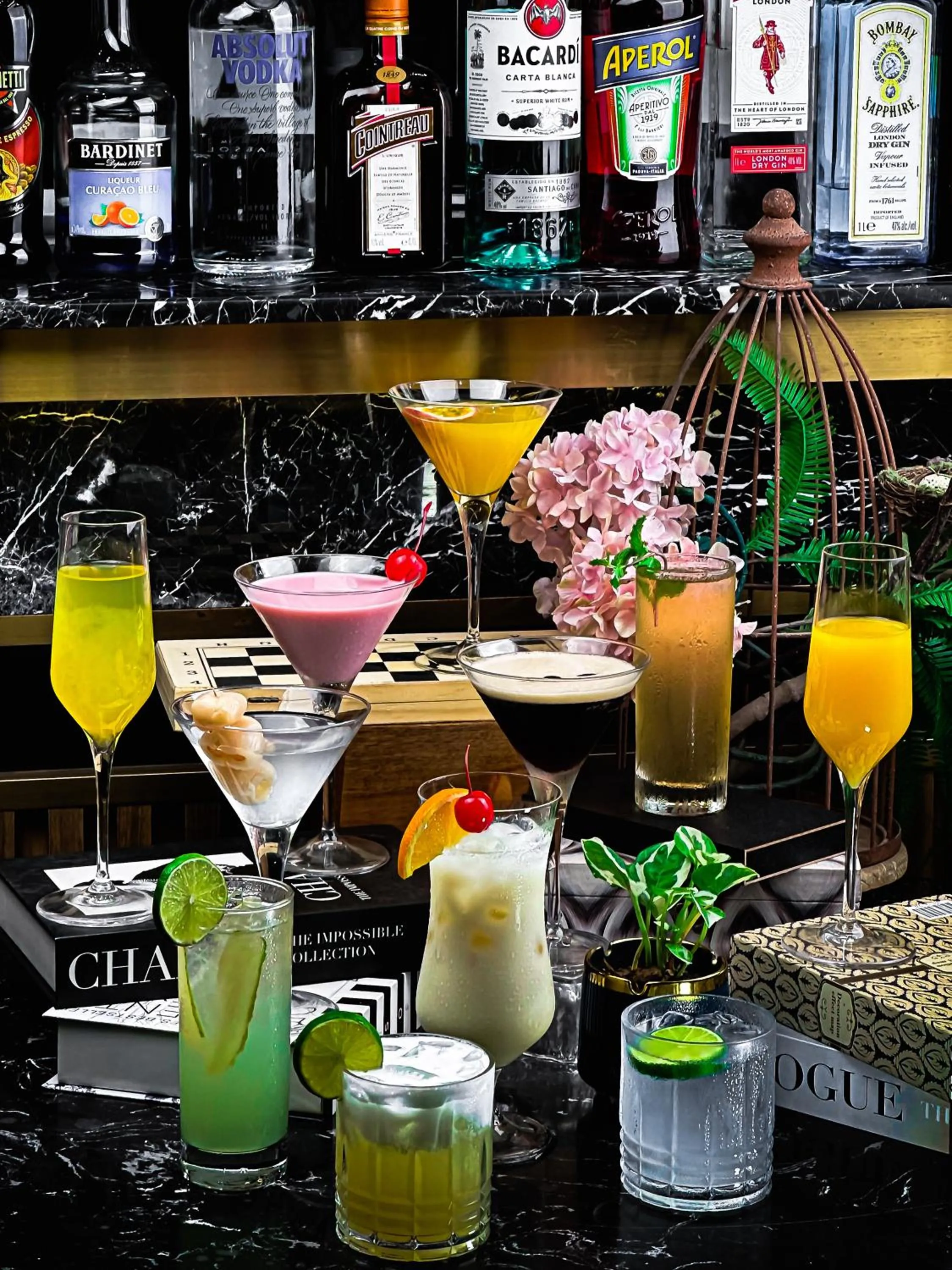 Lounge or bar in Mettavary Hotel