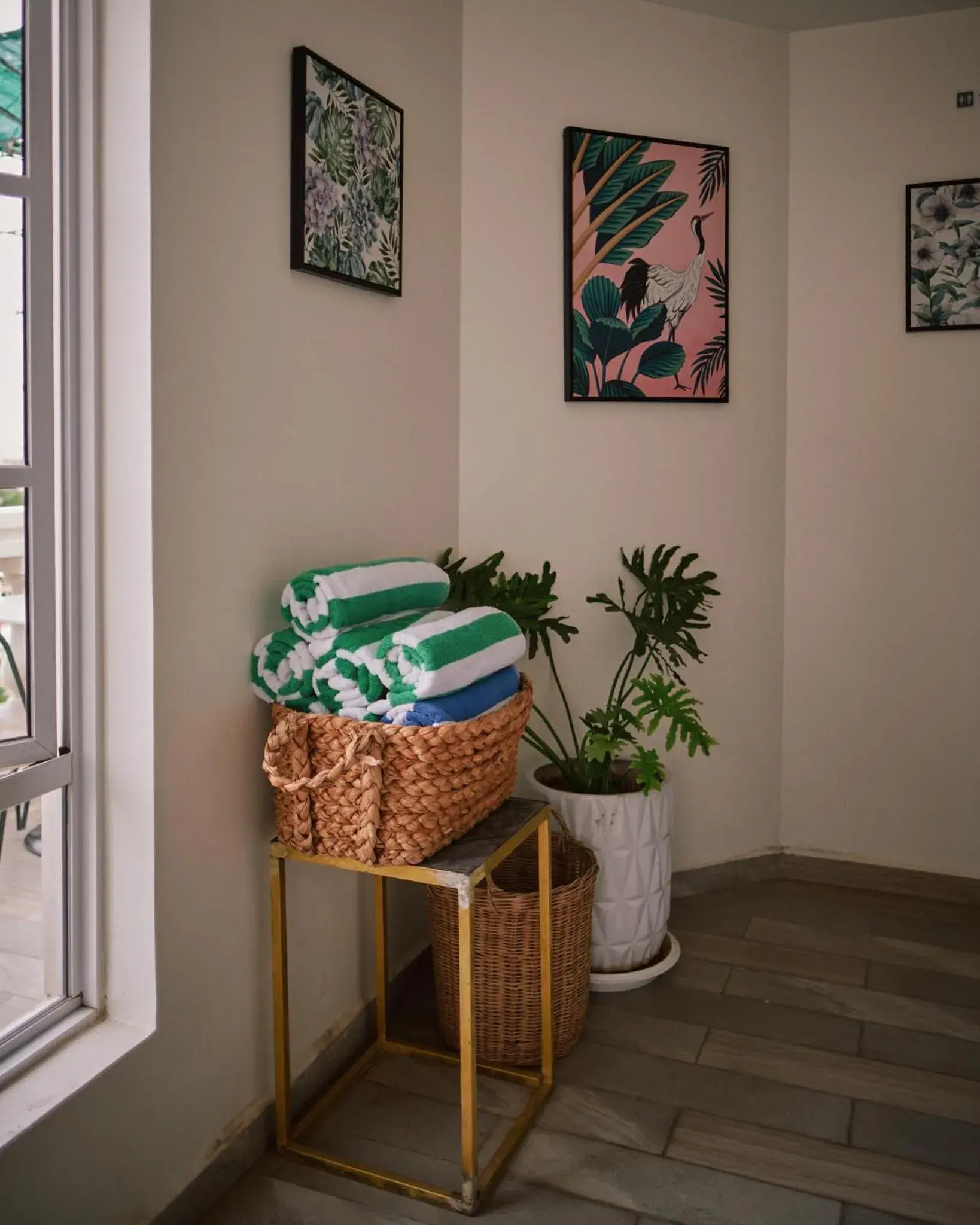 Swimming pool in Mettavary Hotel Swimming pool in Mettavary Hotel