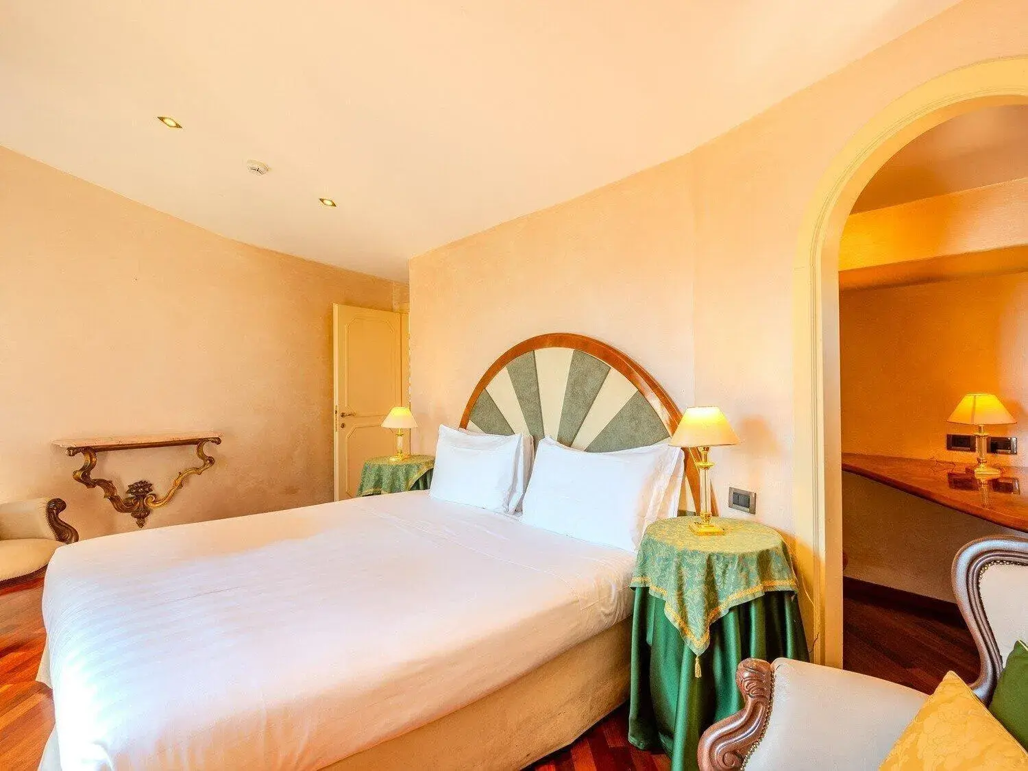 Suite in B&B Hotel Firenze Pitti Palace al Ponte Vecchio Suite in B&B Hotel Firenze Pitti Palace al Ponte Vecchio