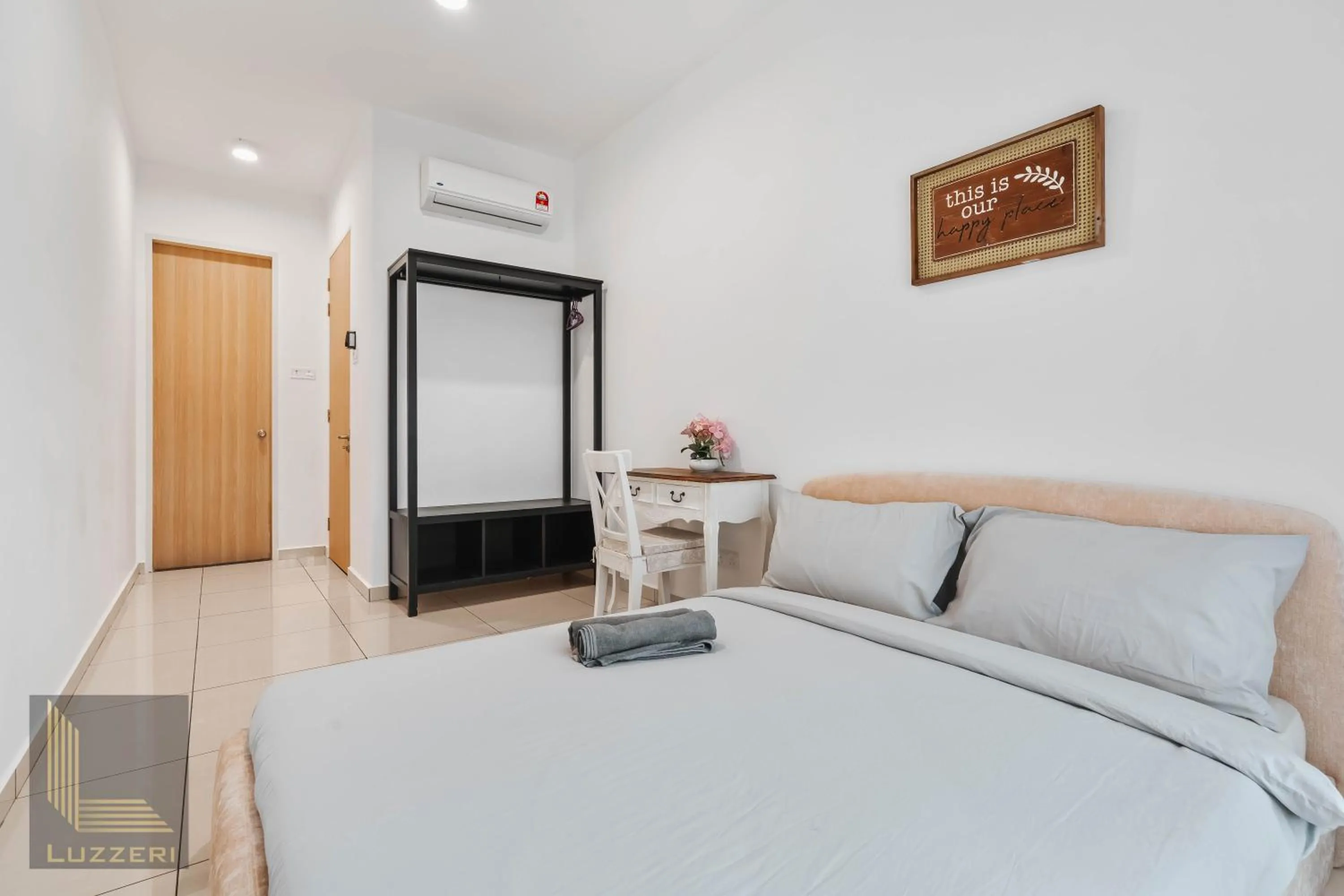 Bedroom, Bed in Legasi Kampung Baru Guesthouse