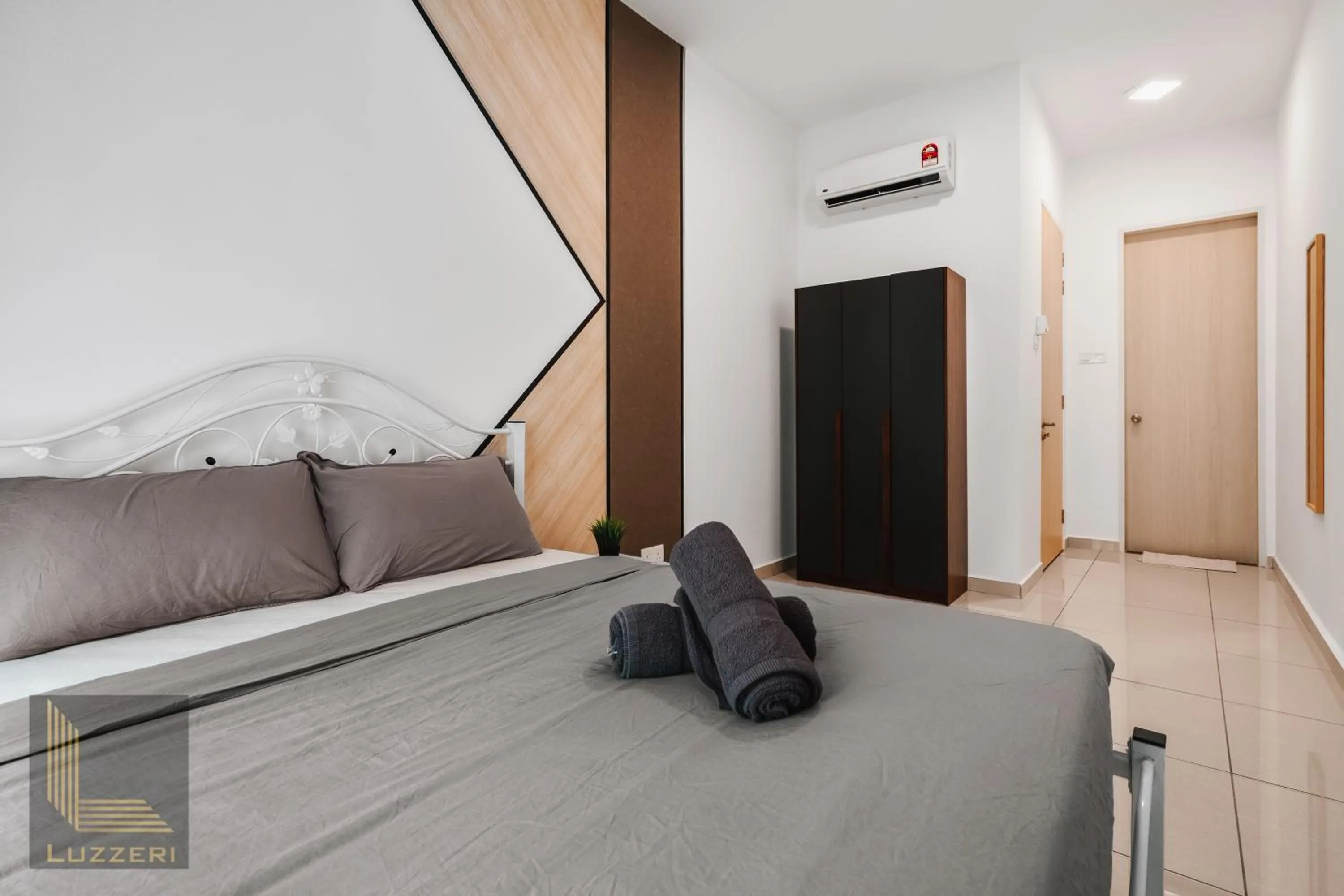 Bed in Legasi Kampung Baru Guesthouse