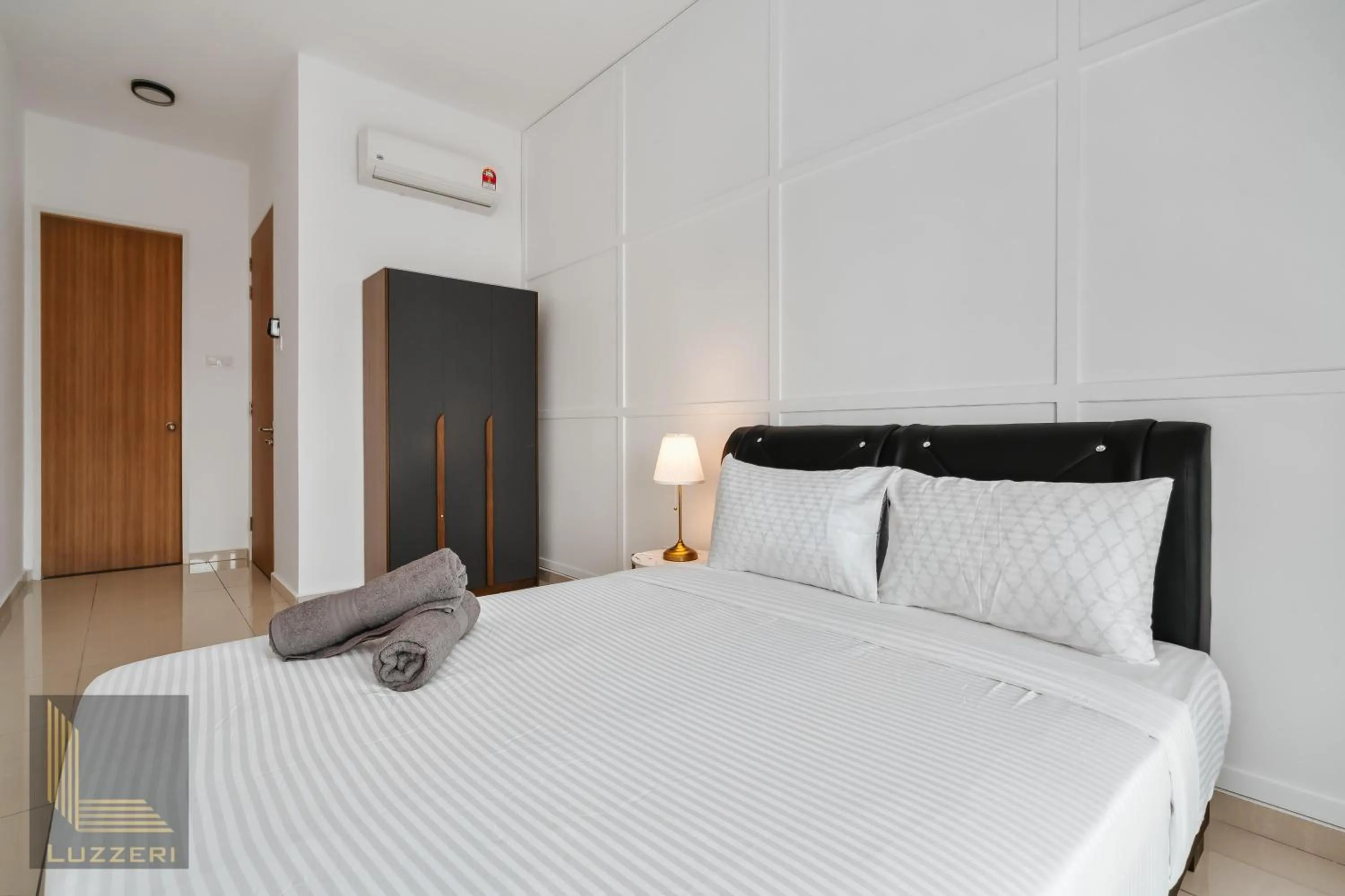 Bedroom, Bed in Legasi Kampung Baru Guesthouse