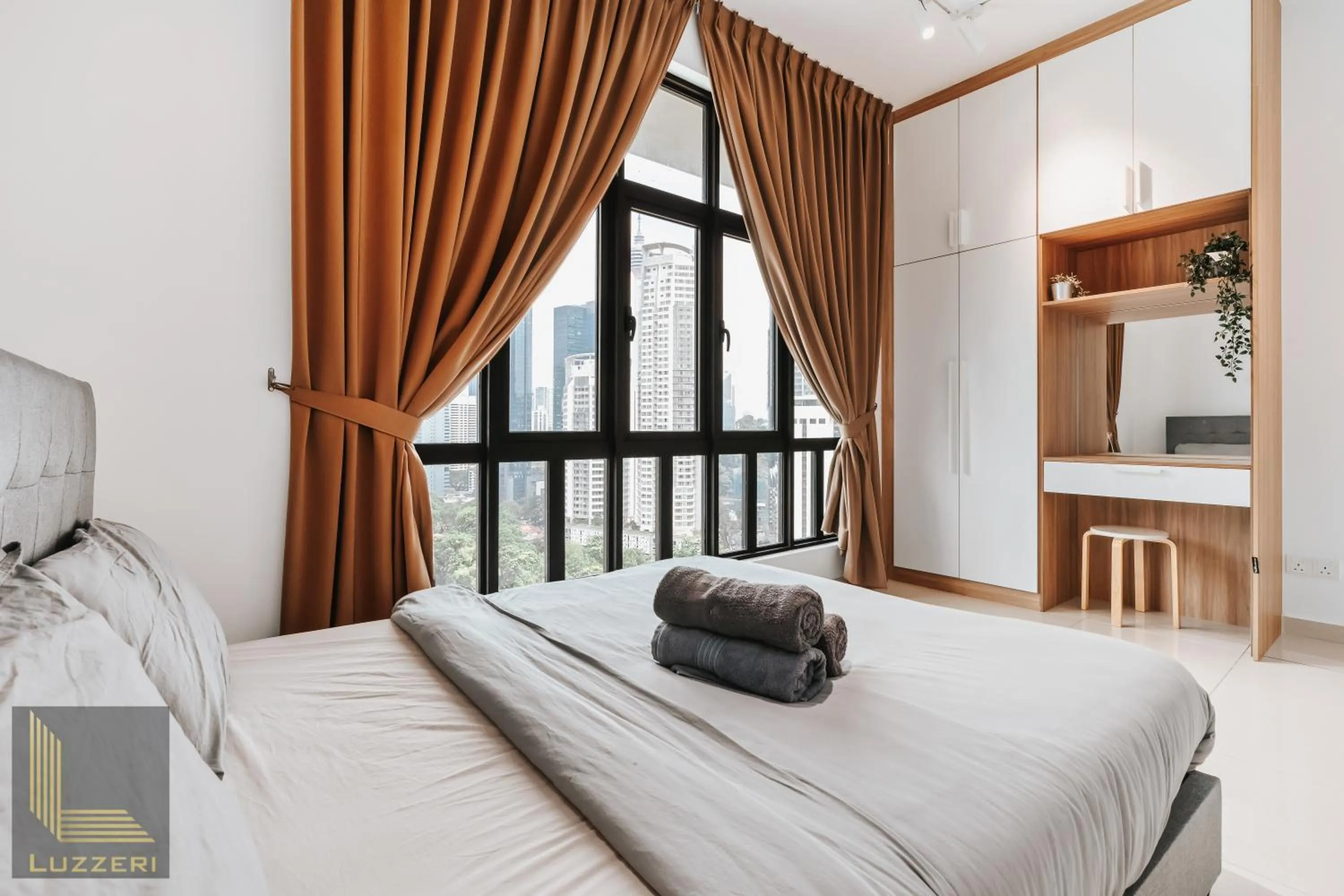 Bed in Legasi Kampung Baru Guesthouse