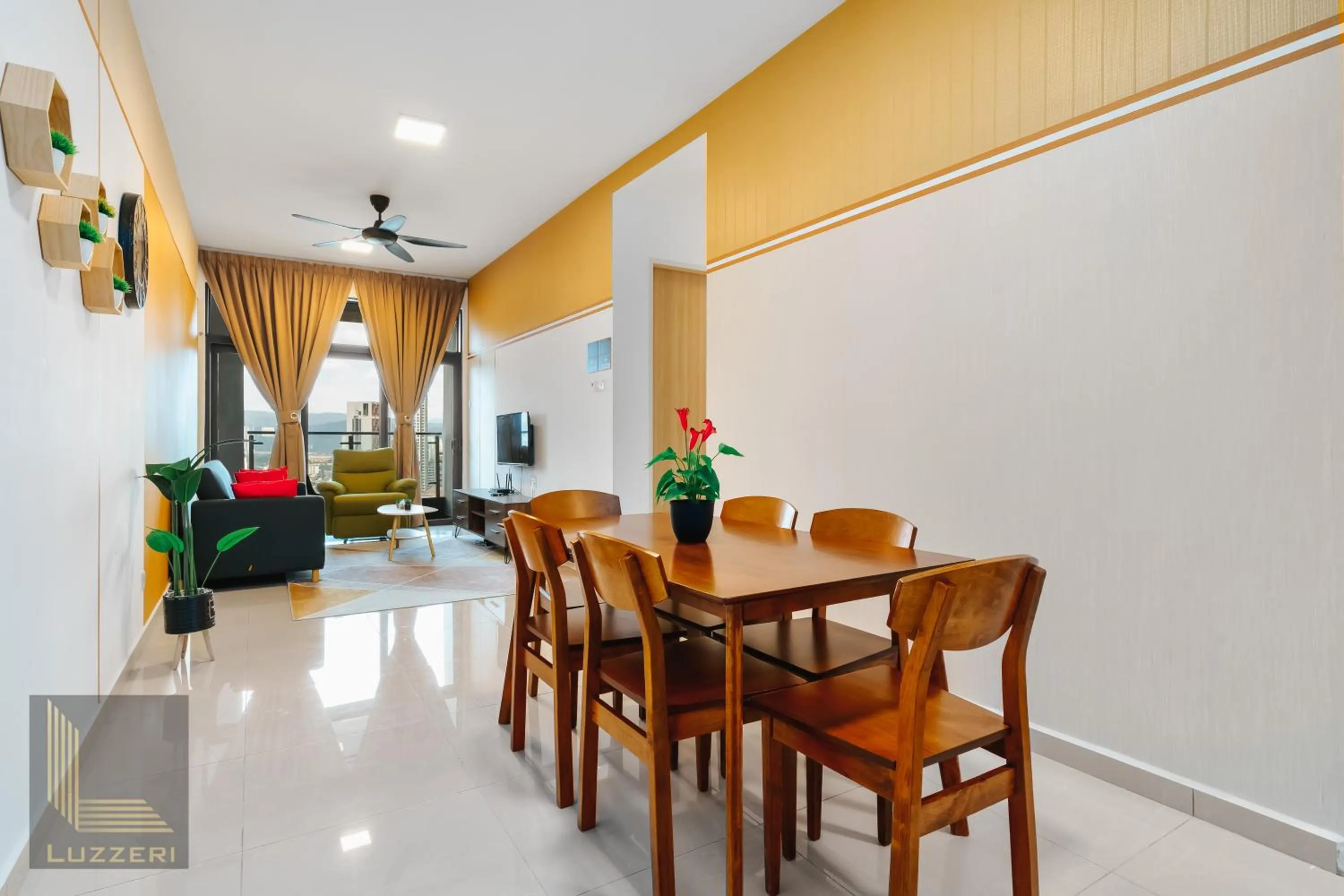 Dining area in Legasi Kampung Baru Guesthouse