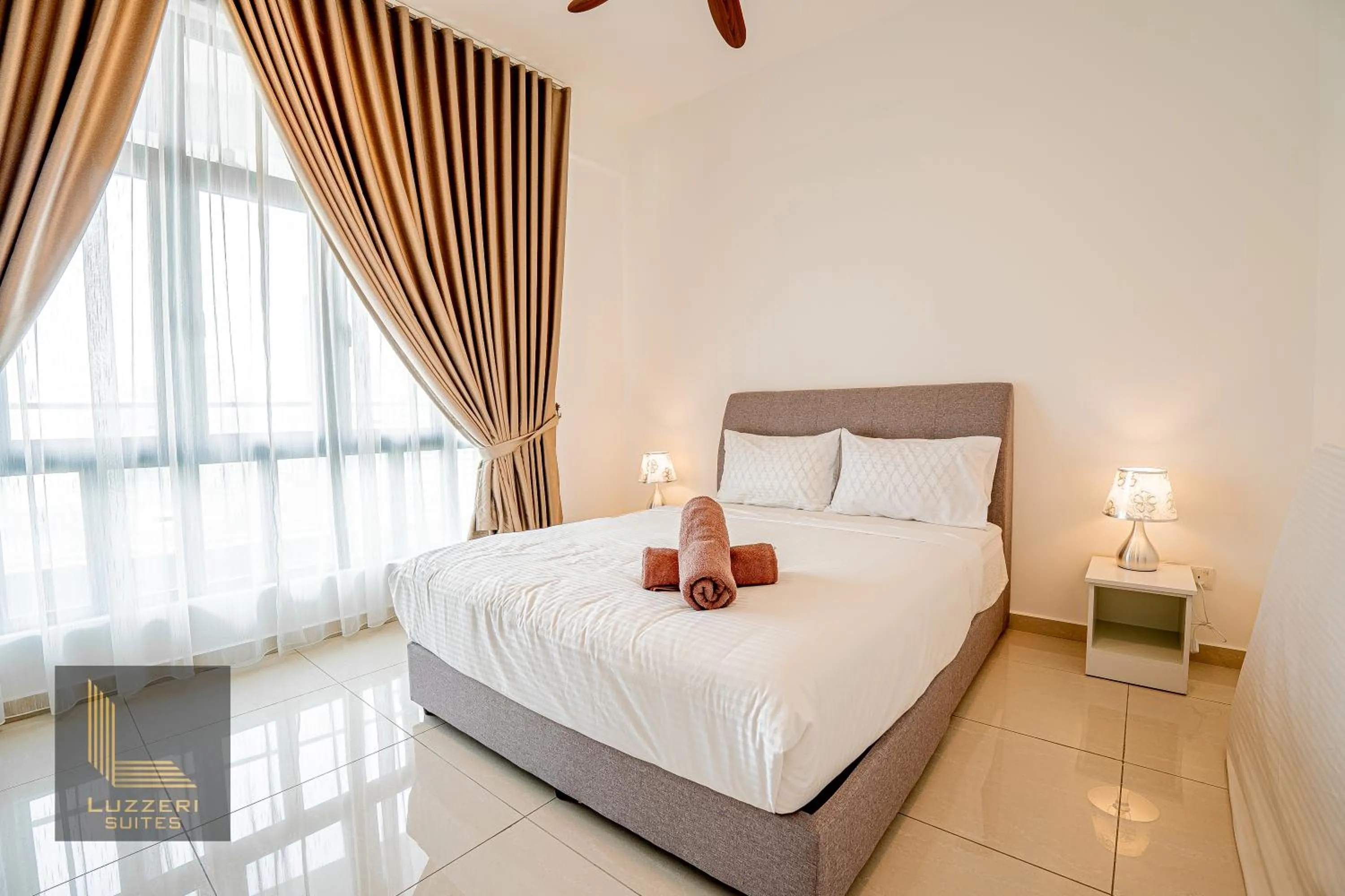 Bed in Legasi Kampung Baru Guesthouse