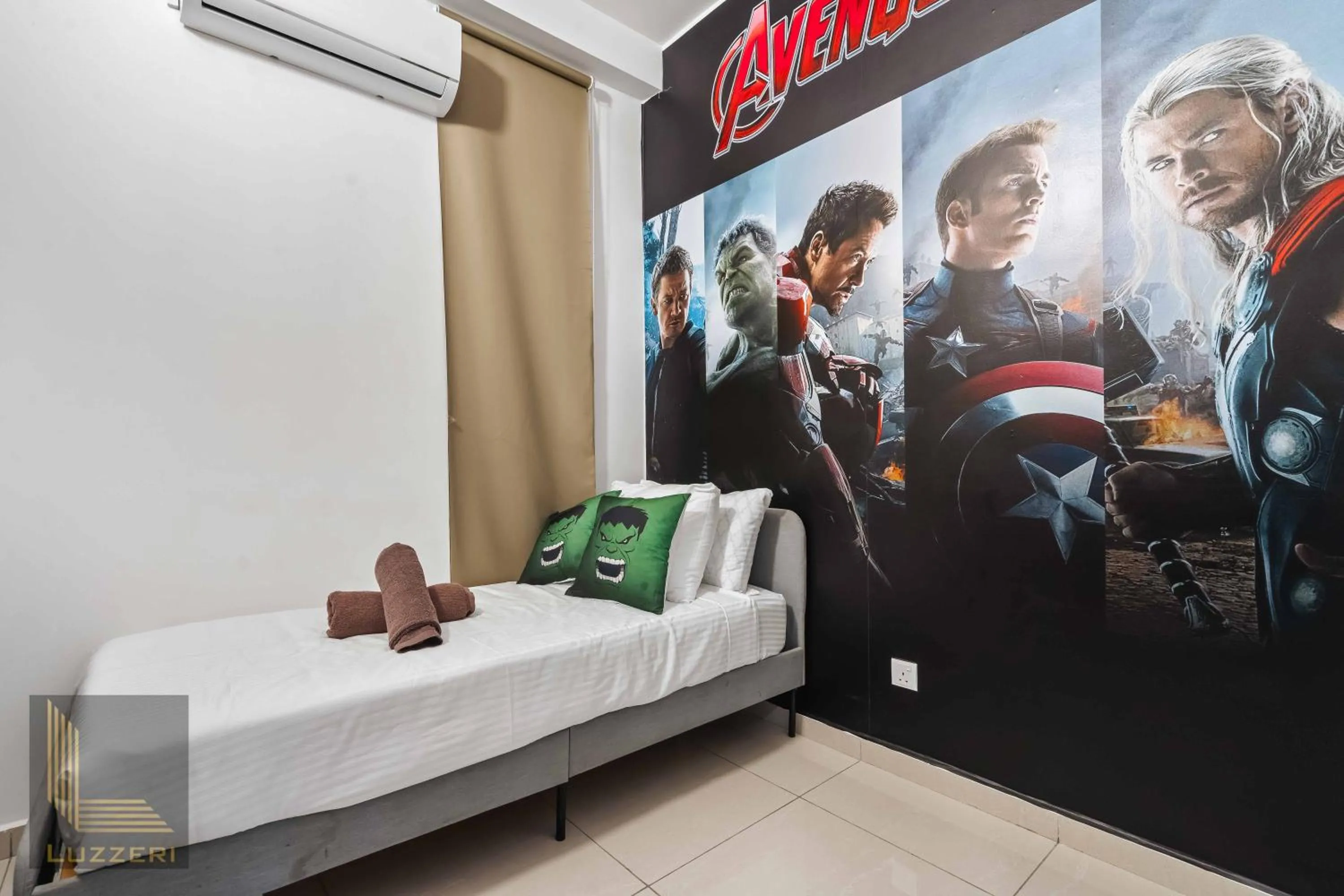 Bed in Legasi Kampung Baru Guesthouse