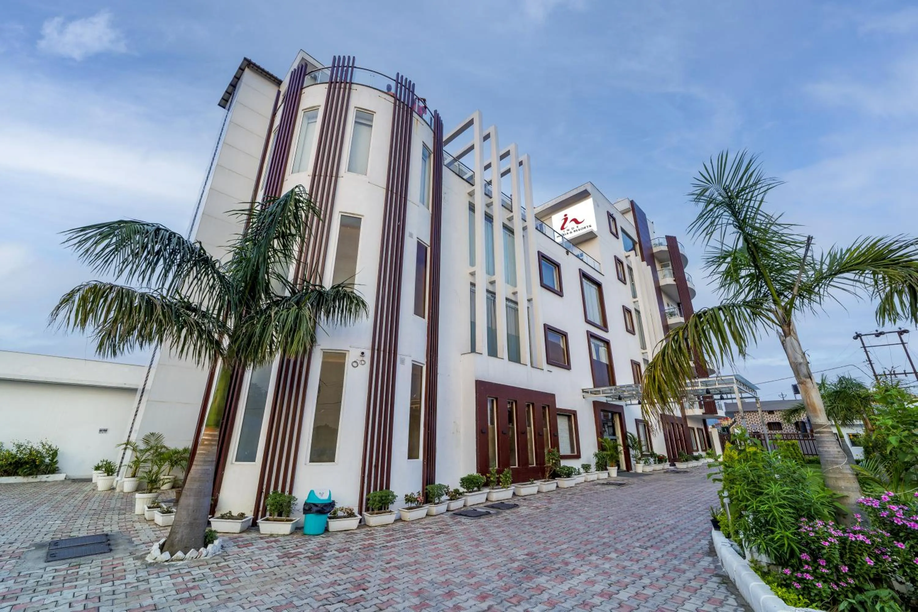 Facade/entrance in INDE Reva Resorts Rishhikesh