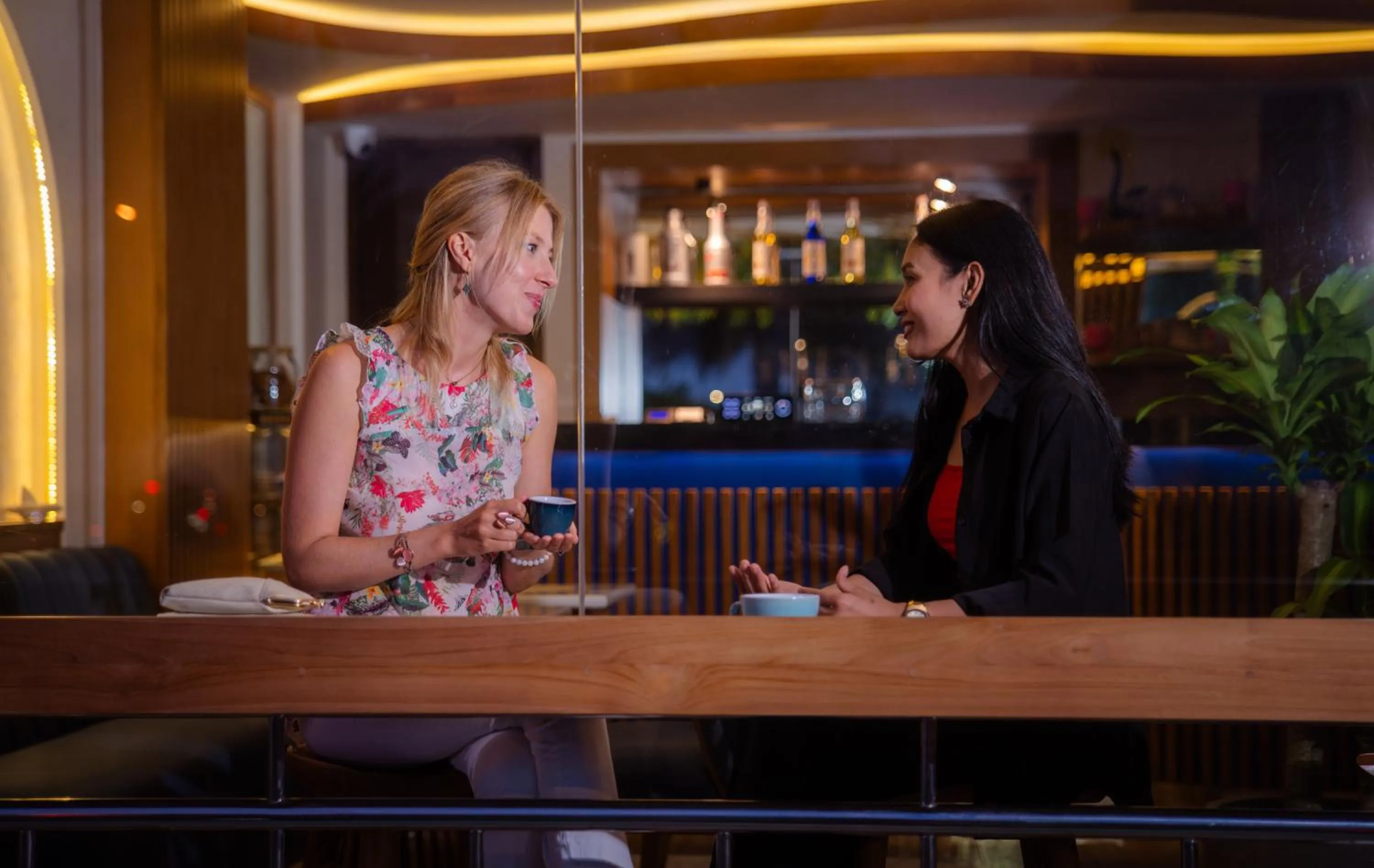 Lounge or bar in UMET Seaview Hotel with Free Airport Pick up and Drop T&C Apply