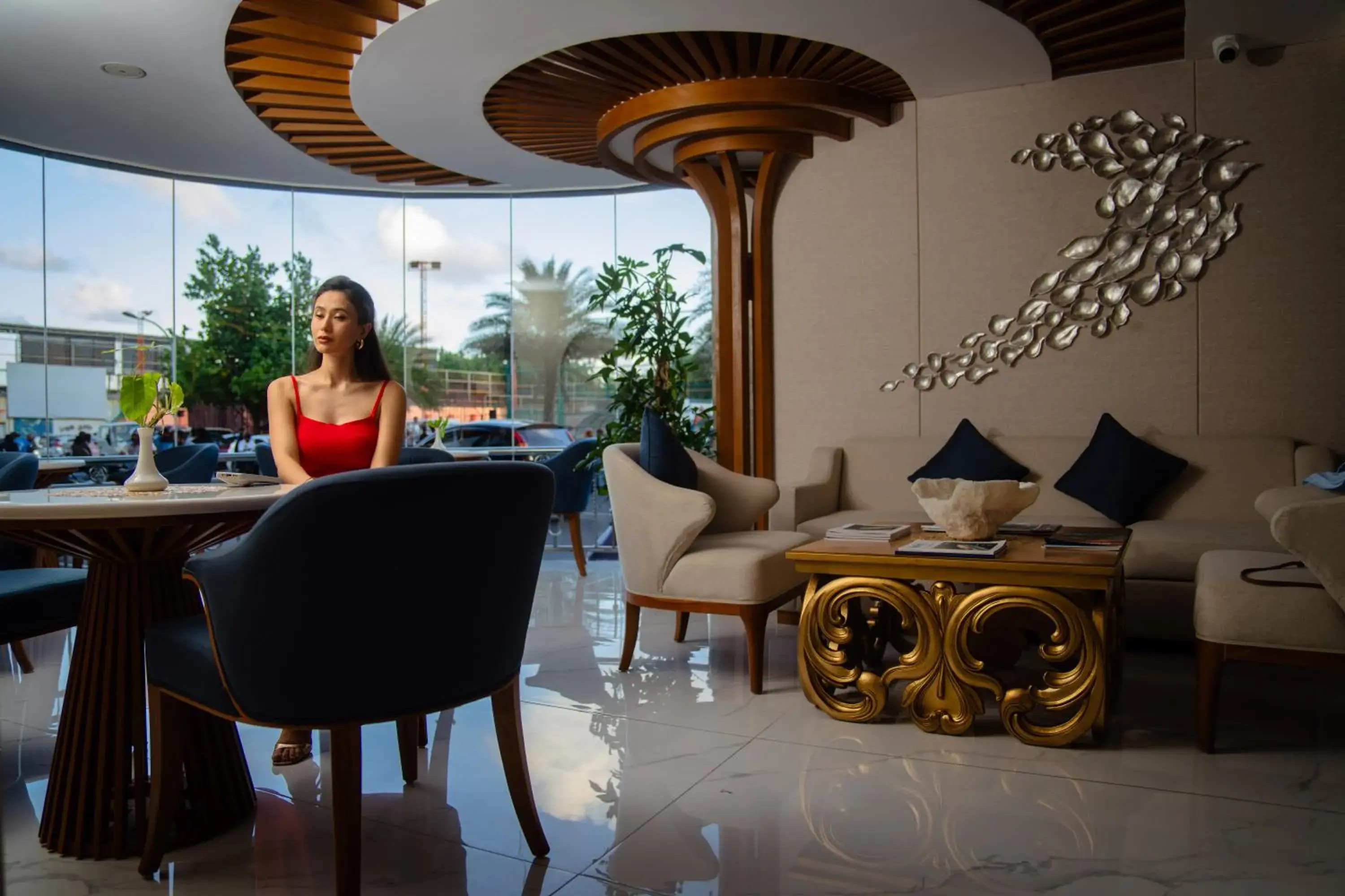 Restaurant/places to eat in UMET Seaview Hotel with Free Airport Pick up and Drop T&C Apply Restaurant/places to eat in UMET Seaview Hotel with Free Airport Pick up and Drop T&C Apply