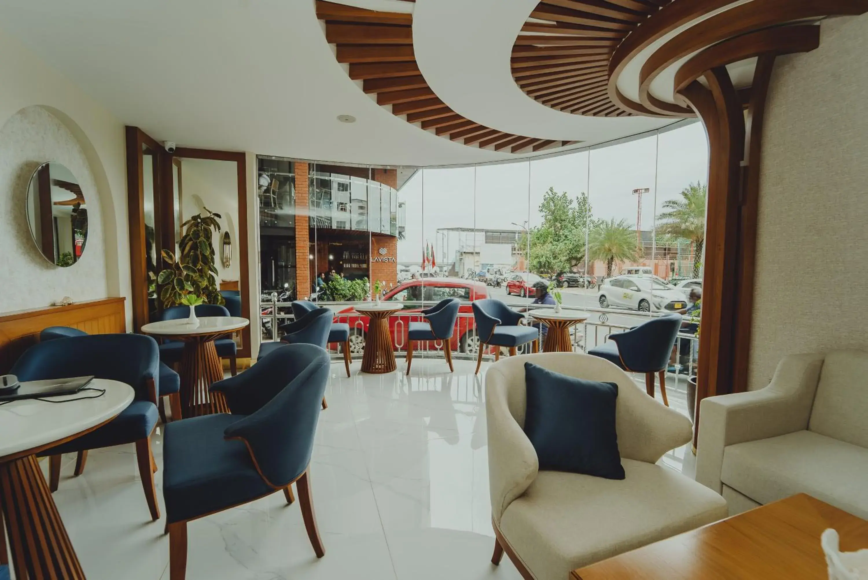 Property building in UMET Seaview Hotel with Free Airport Pick up and Drop T&C Apply Property building in UMET Seaview Hotel with Free Airport Pick up and Drop T&C Apply