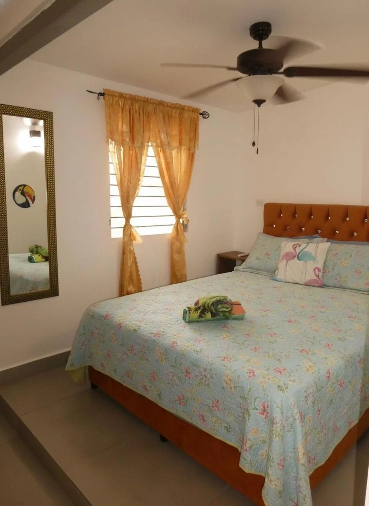 Bed in Casa del Sol Bed and Breakfast