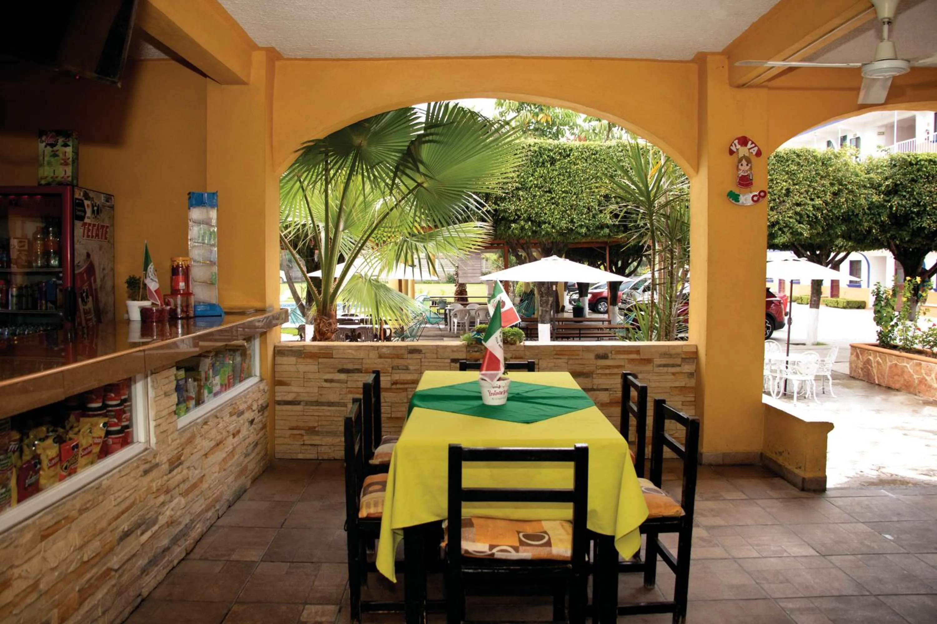 Restaurant/places to eat in Hotel San Carlos Yautepec
