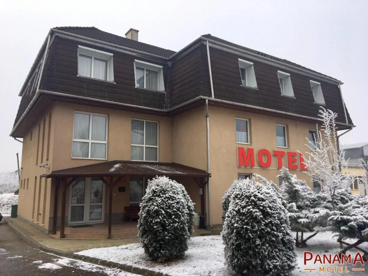 Panama Motel