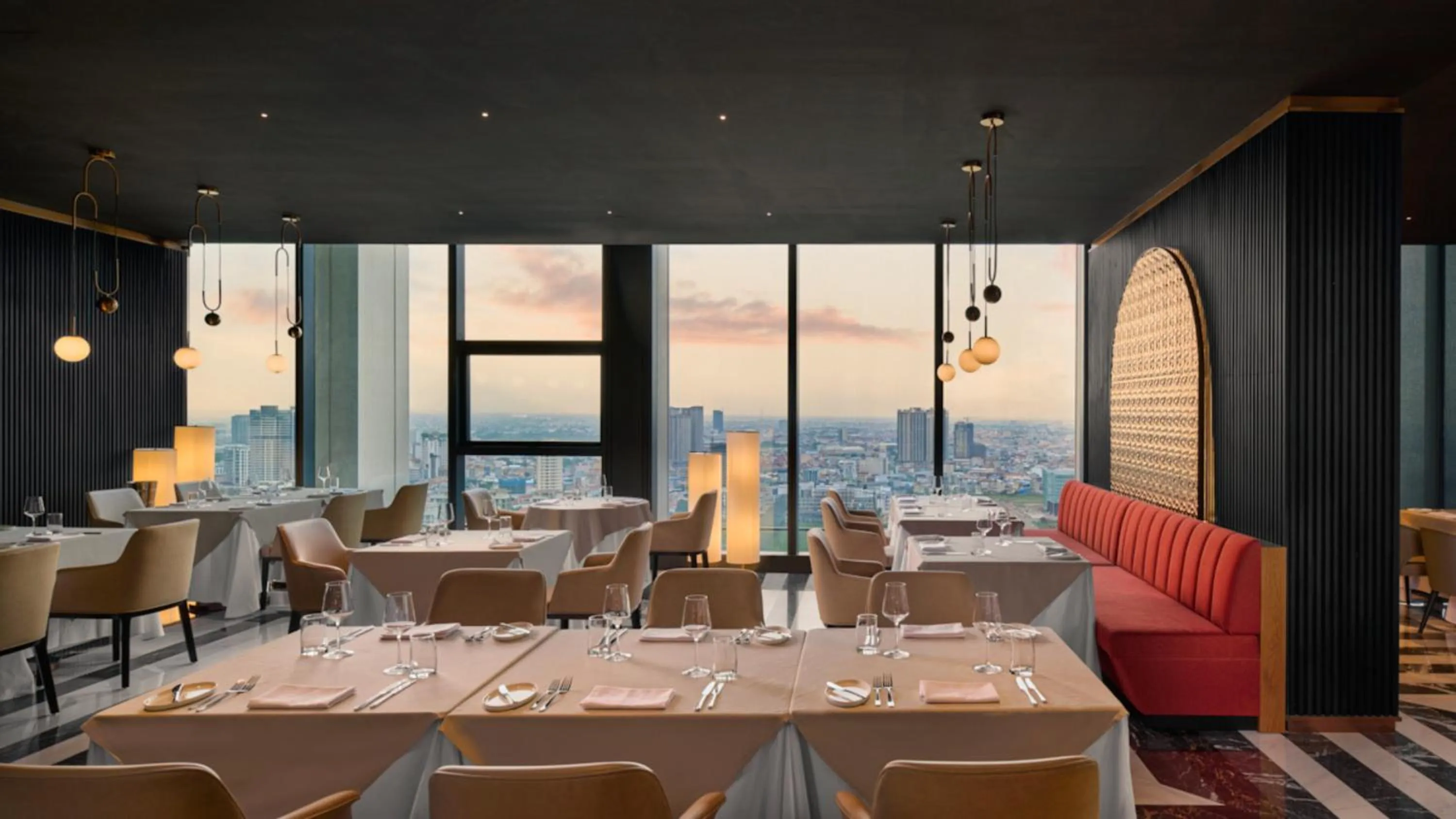 Restaurant/places to eat in Citadines Flatiron Phnom Penh