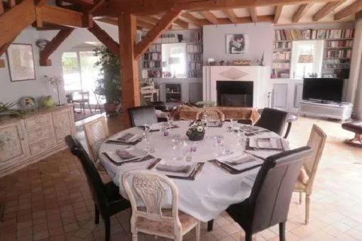 Restaurant/places to eat in Le Jardin des Roches