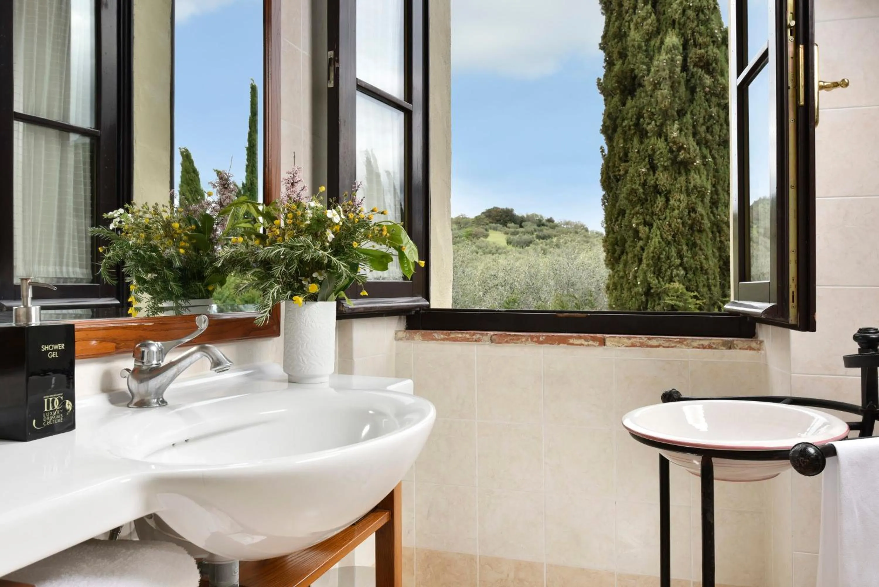 Bathroom in Relais Villa Monte Solare Wellness & SPA