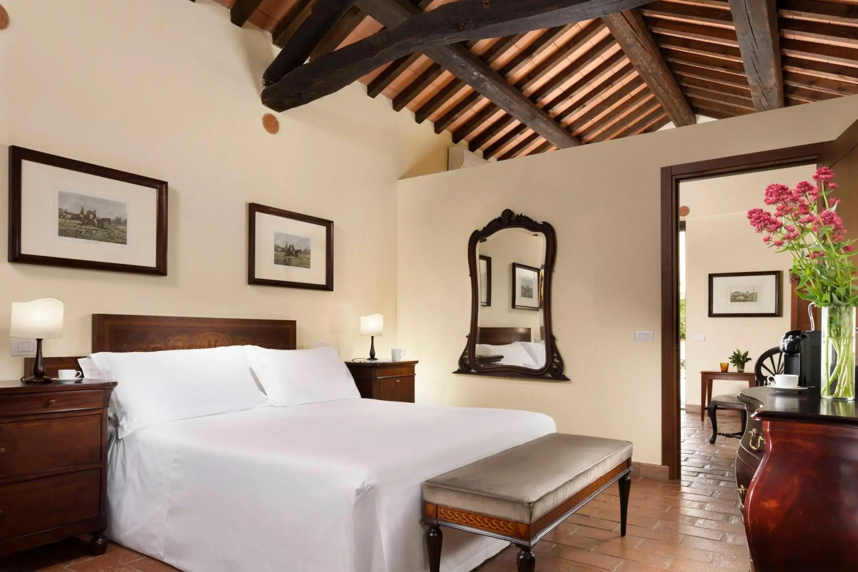 Bedroom, Bed in Relais Villa Monte Solare Wellness & SPA Bedroom, Bed in Relais Villa Monte Solare Wellness & SPA