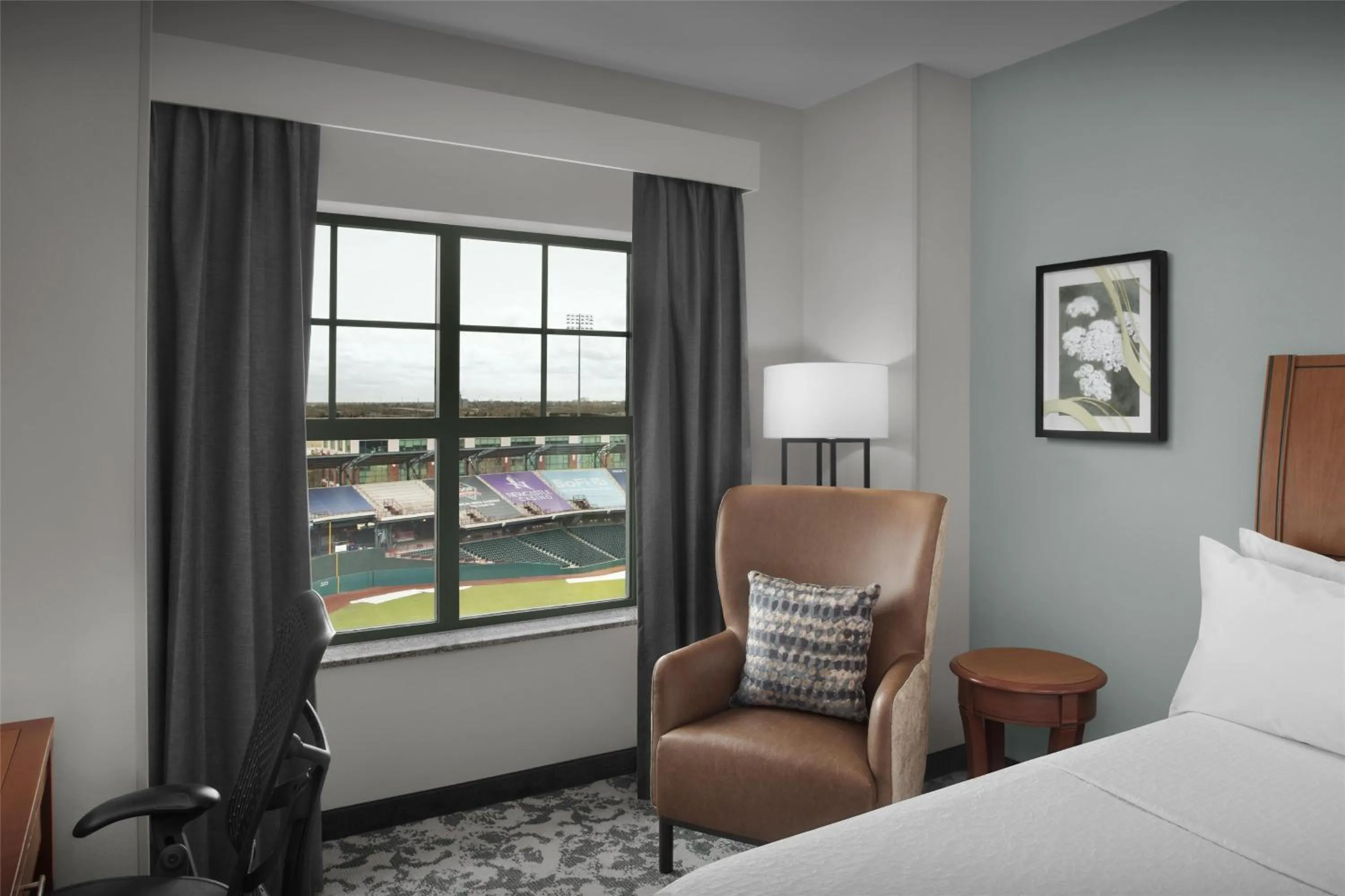 Bed in Hilton Garden Inn Oklahoma City/Bricktown