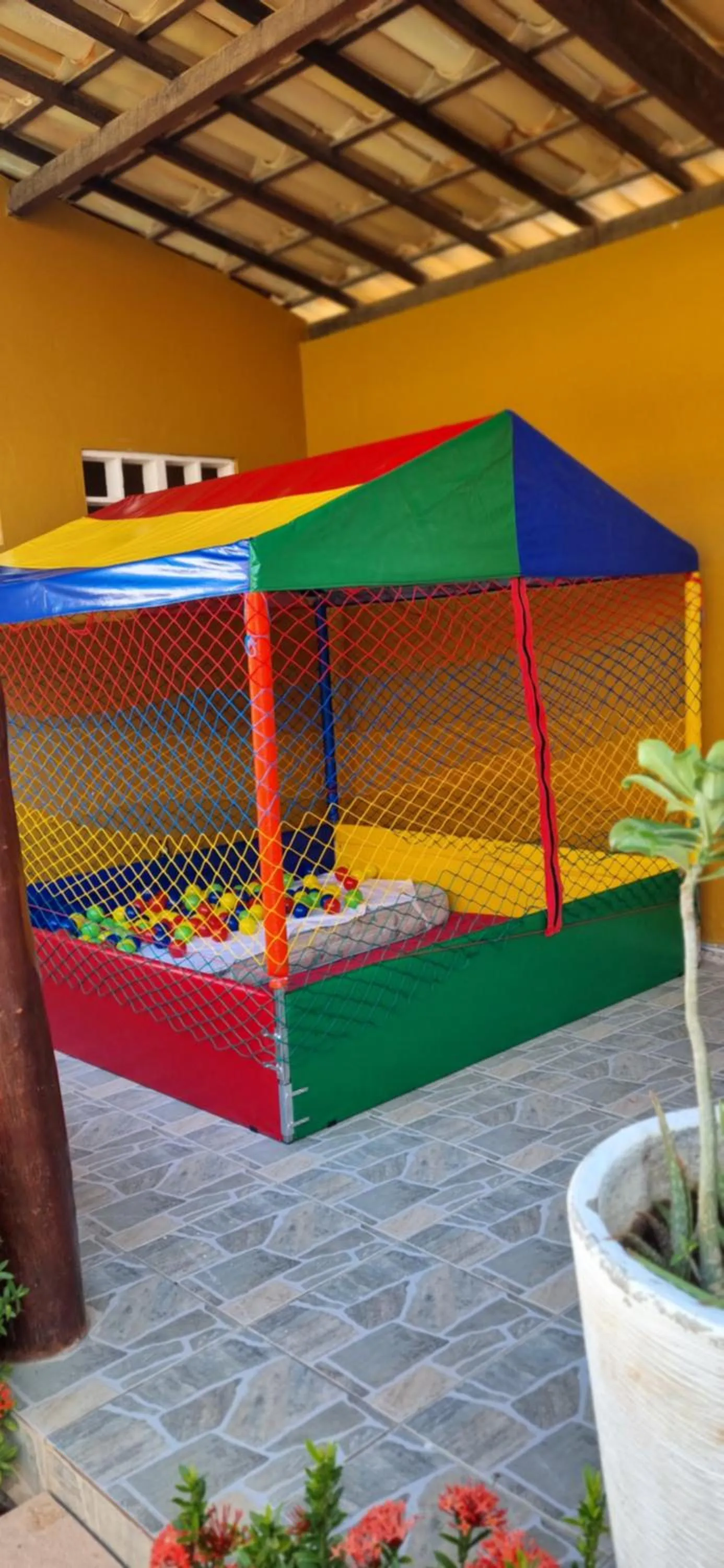 Children play ground in Pousada Recanto Lagoa Azul
