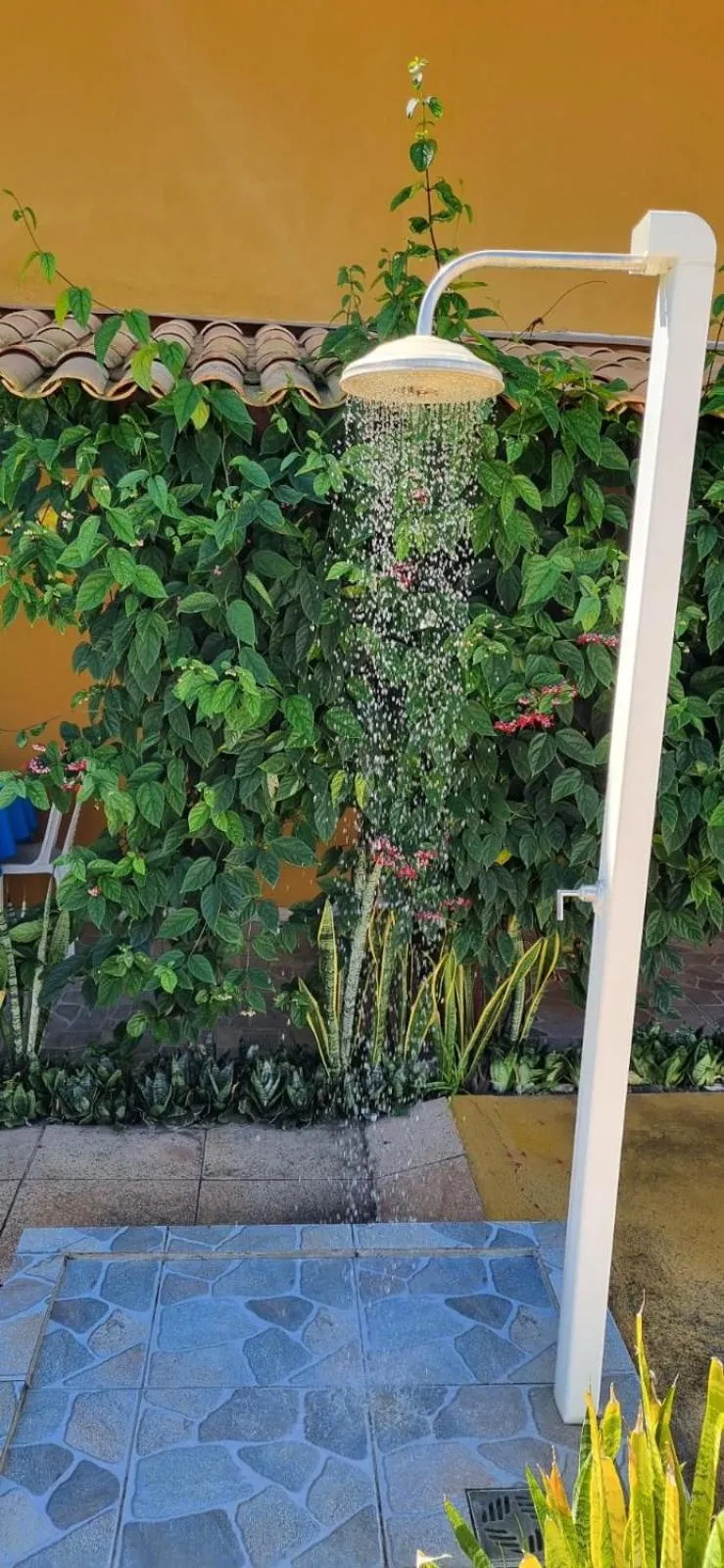 Public Bath in Pousada Recanto Lagoa Azul