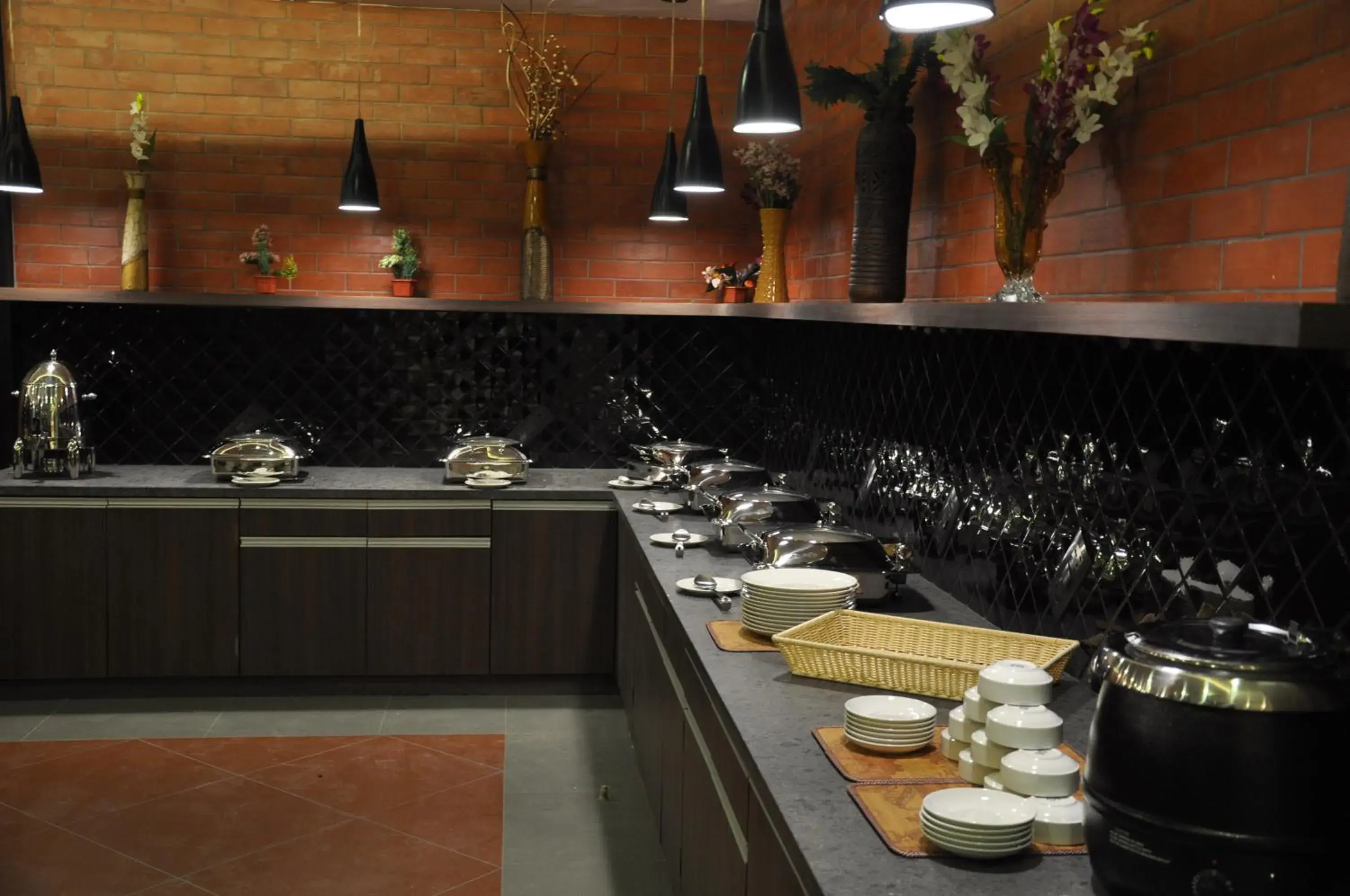 Breakfast in Pride Biznotel Manjusar Vadodara Near Sokhda Lake Breakfast in Pride Biznotel Manjusar Vadodara Near Sokhda Lake