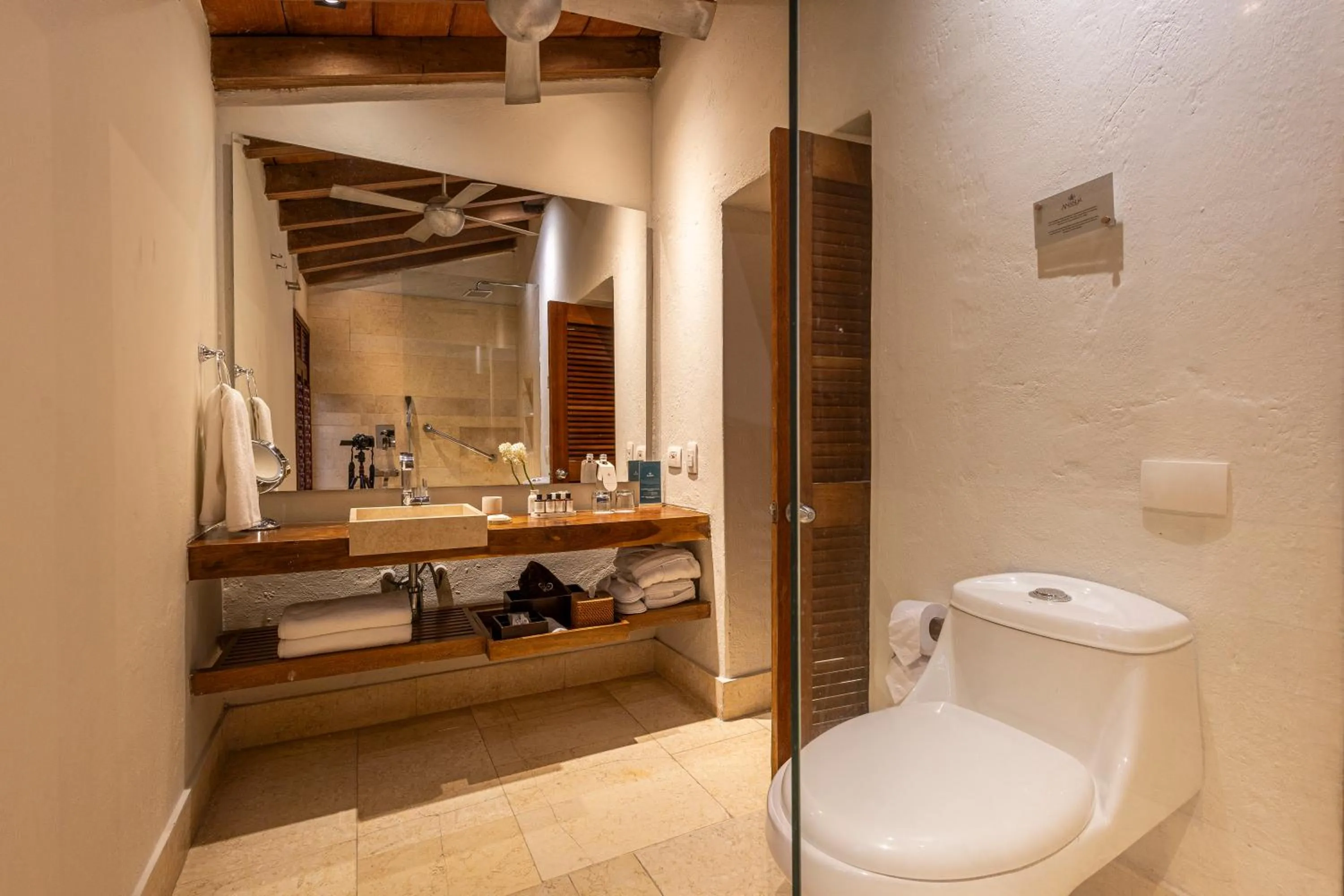 Bathroom in Ananda Hotel Boutique